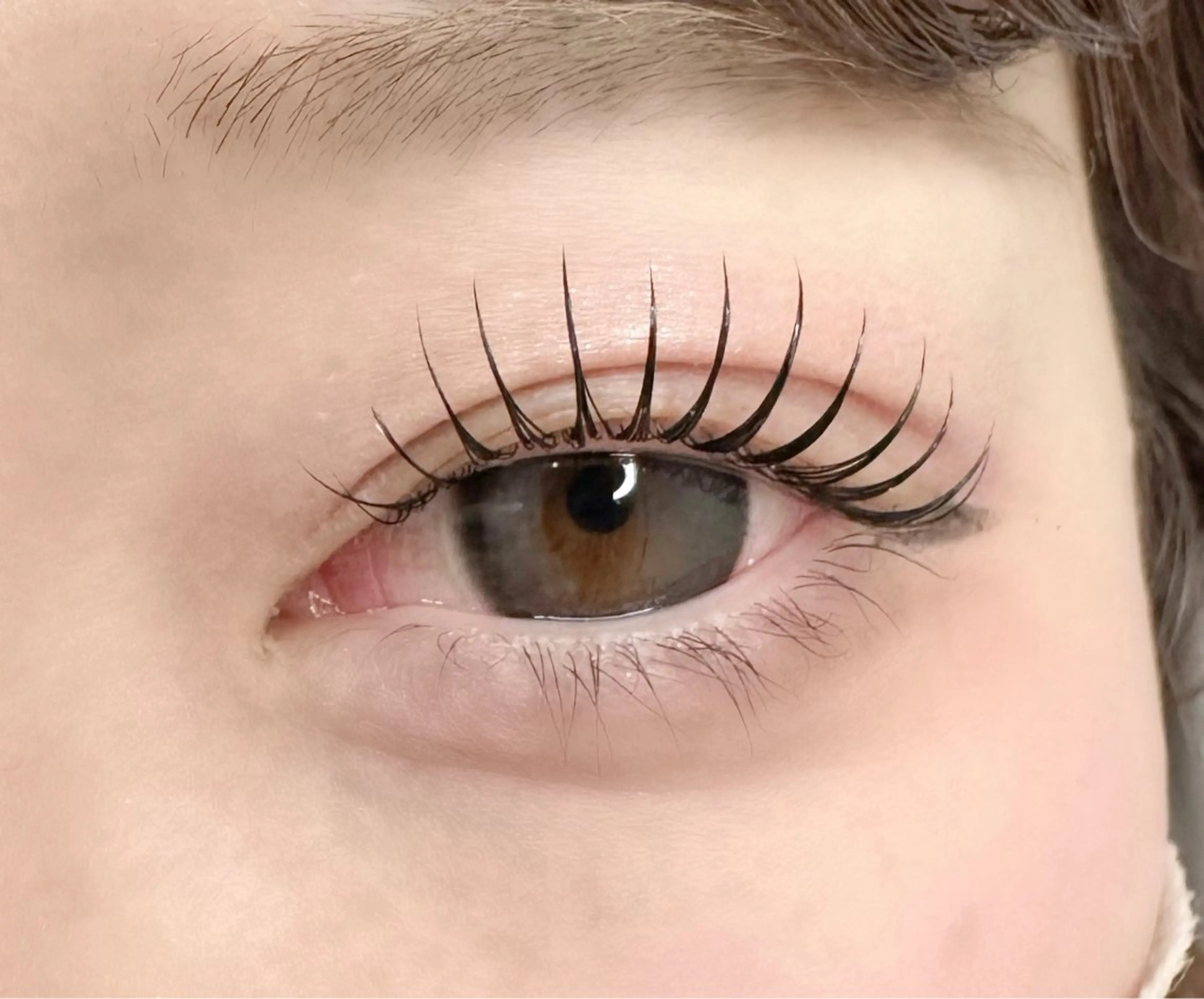 【期間限定】大人気マスカラパーマ！まつ毛にティントをする事で毛先までしっかり存在感を出せます！の写真