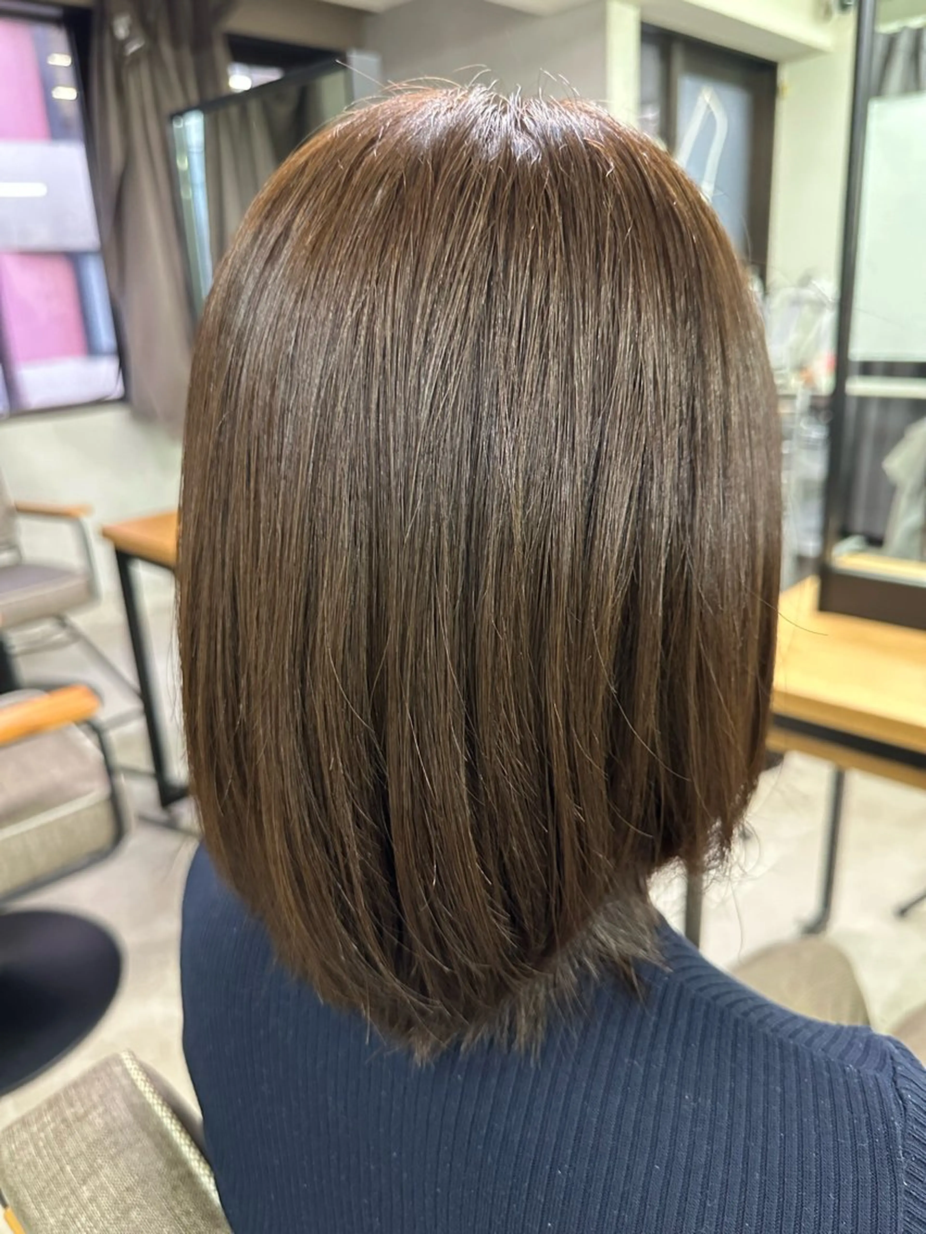 ショート カラー カット ヘアカラー ひろせ ちかなのヘアスタイル