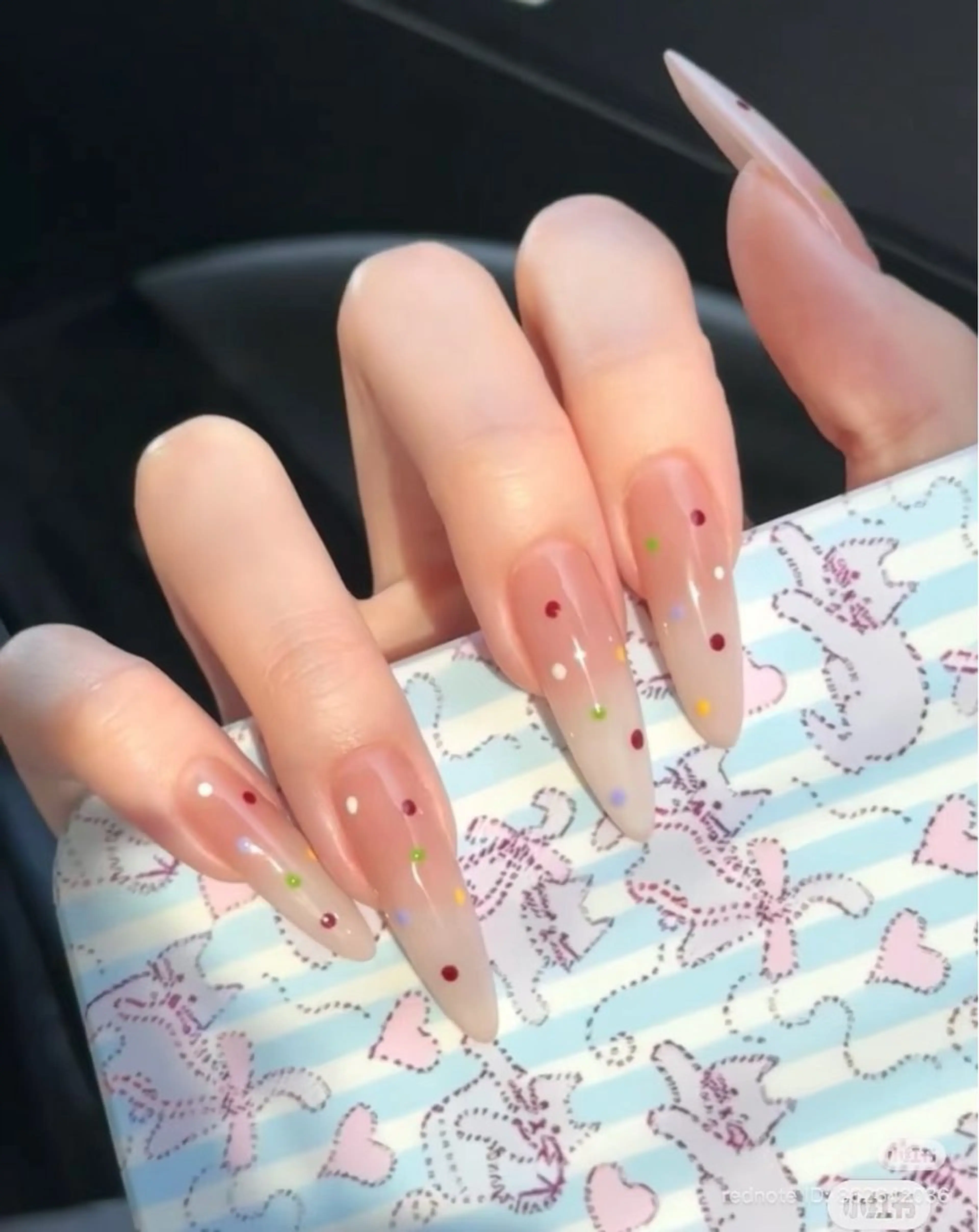 ネイル フレンチネイル キラキラネイル 韓国ネイル シンプルネイル ワンホンネイル ハンドネイル MEI Nailのネイルデザイン