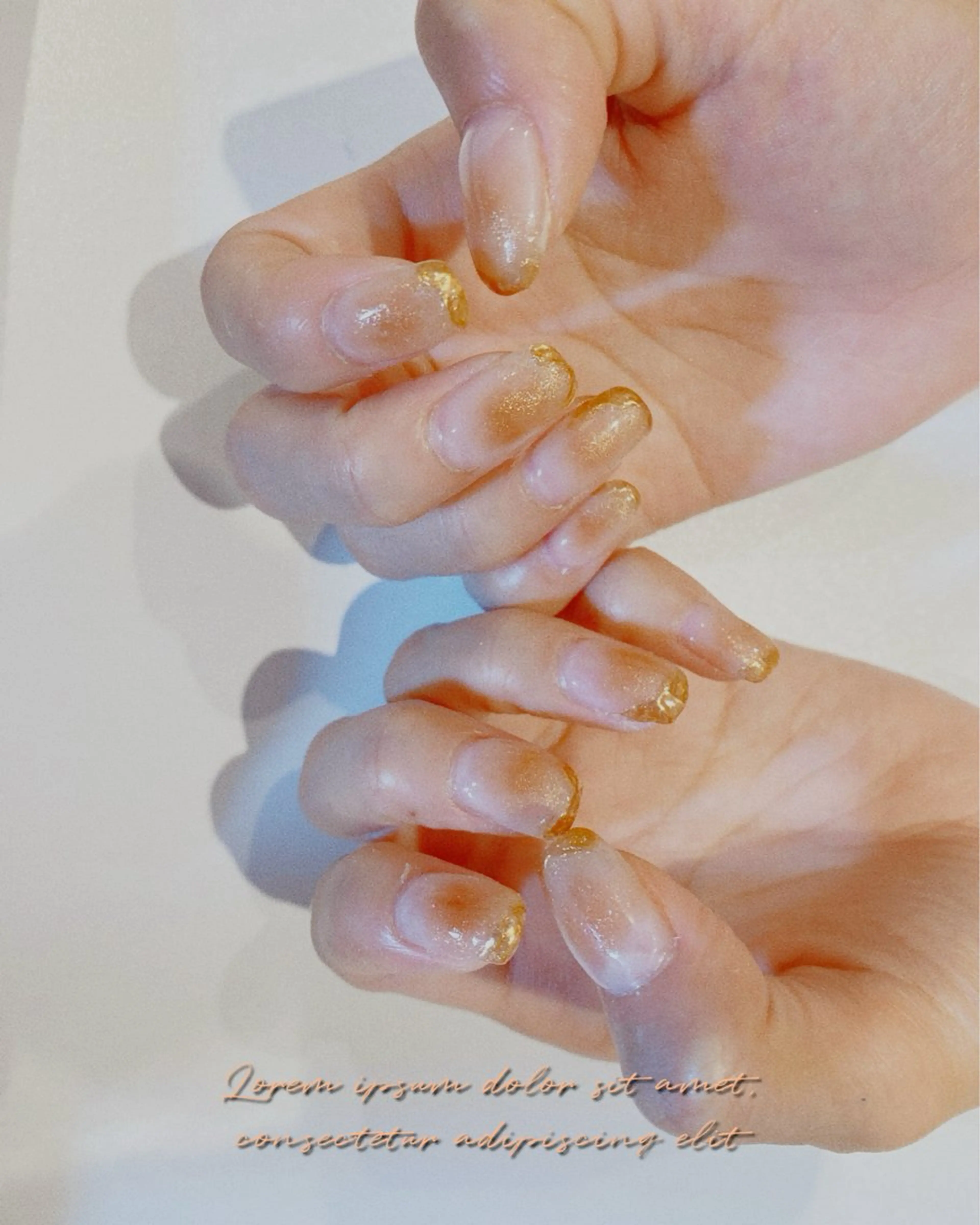 ネイル チークネイル ゴールド 持ち込み ニュアンスネイル free hug Hiromiのネイルデザイン