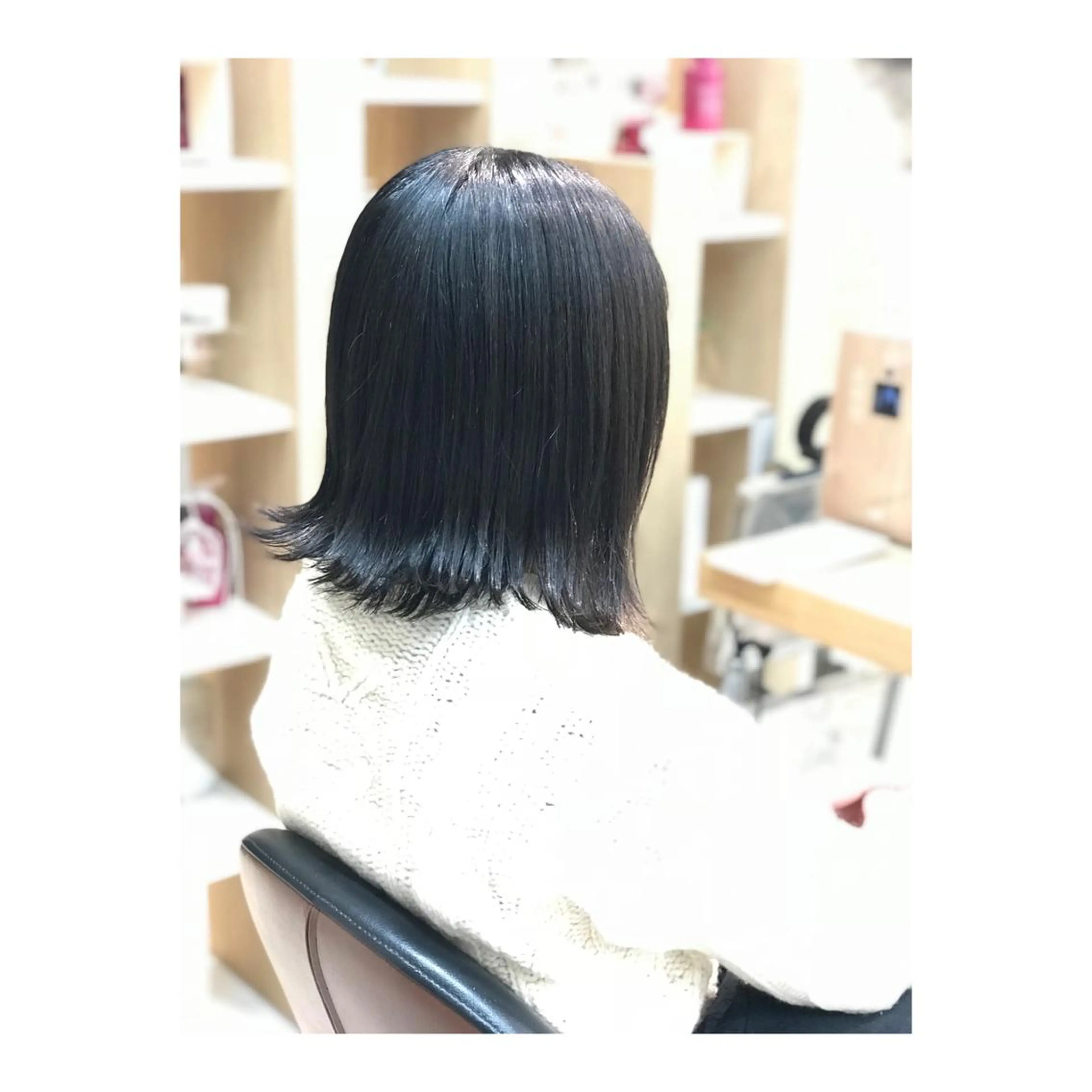 ショート カラー 透明感カラー グレージュ イルミナカラー 岡本 拓朗のヘアスタイル