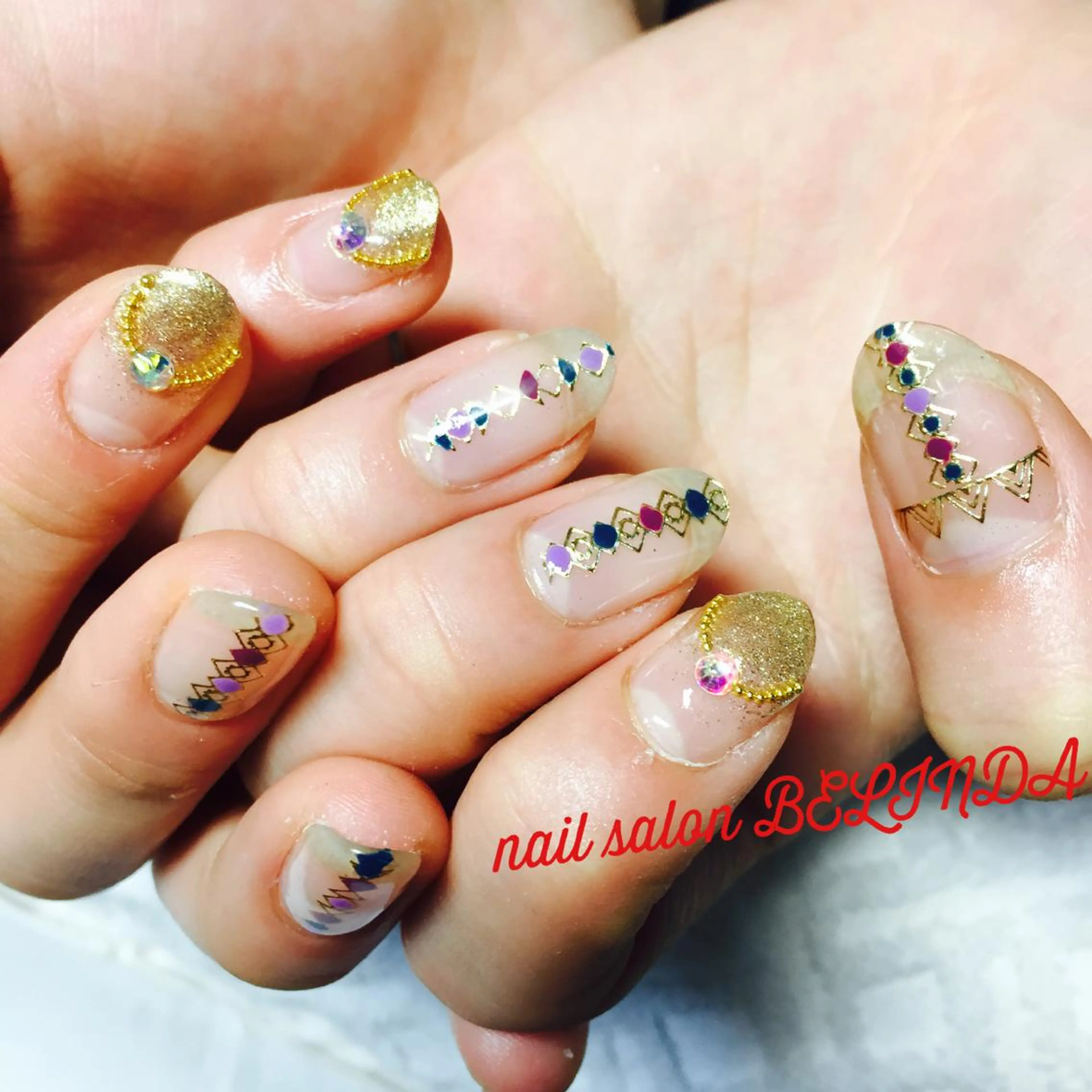 ミディアム ネイル 毛利 ゆりあのエステ・リラクイメージ