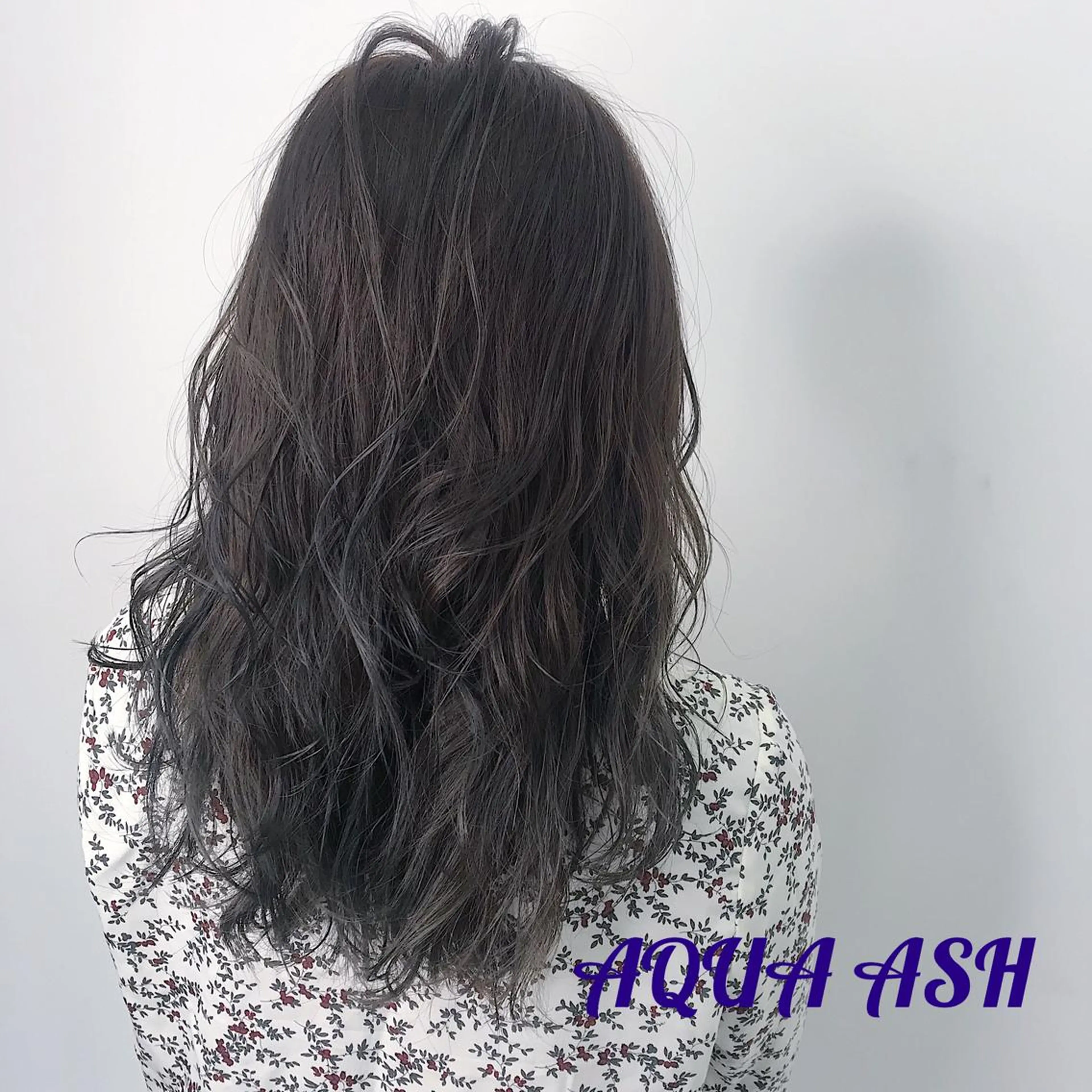 ロング カラー ブリーチカラー/ 岩破瑞希のヘアスタイル