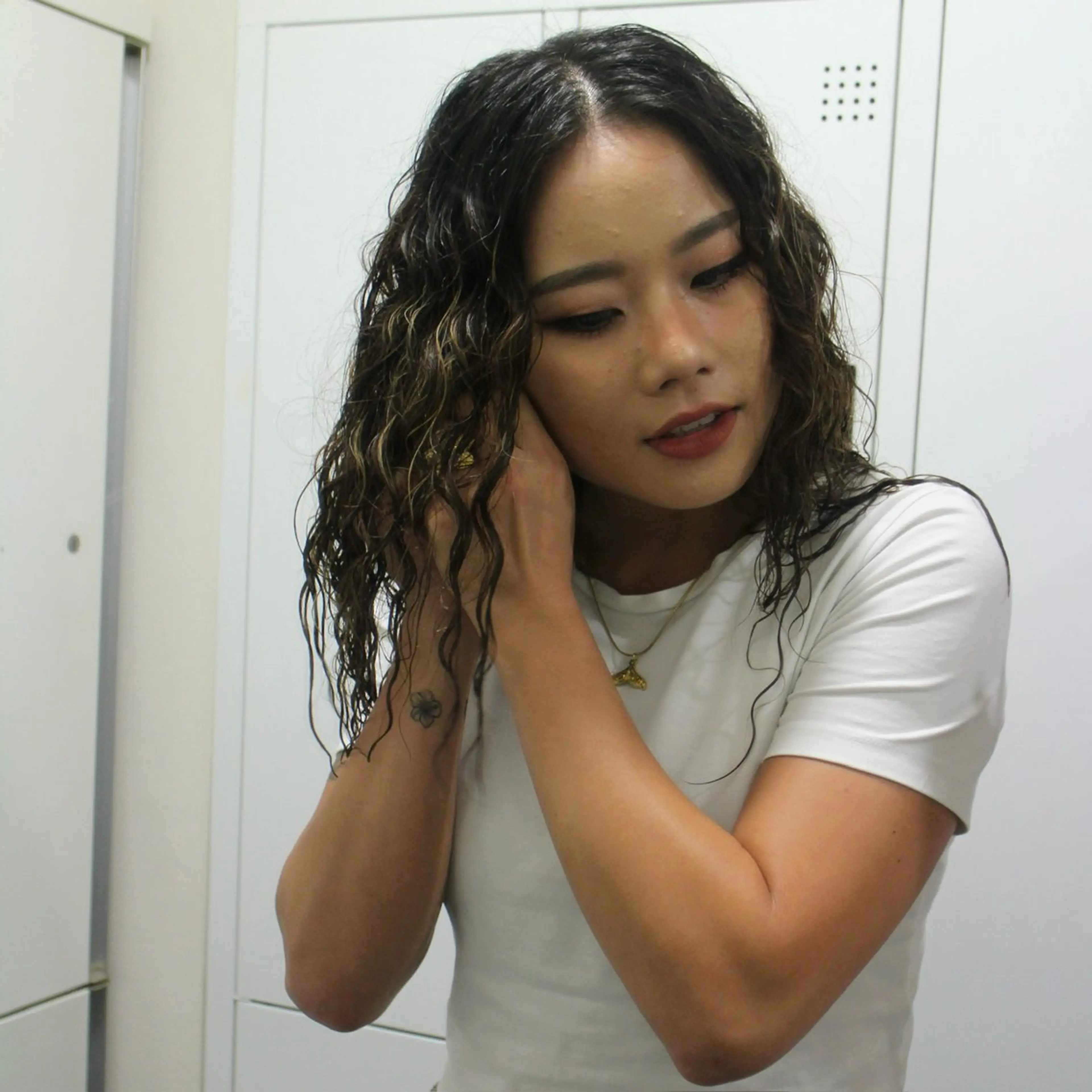 セミロング パーマ セミロングパーマ カーリーパーマ/ 透明ｶﾗｰ/MIKUのヘアスタイル