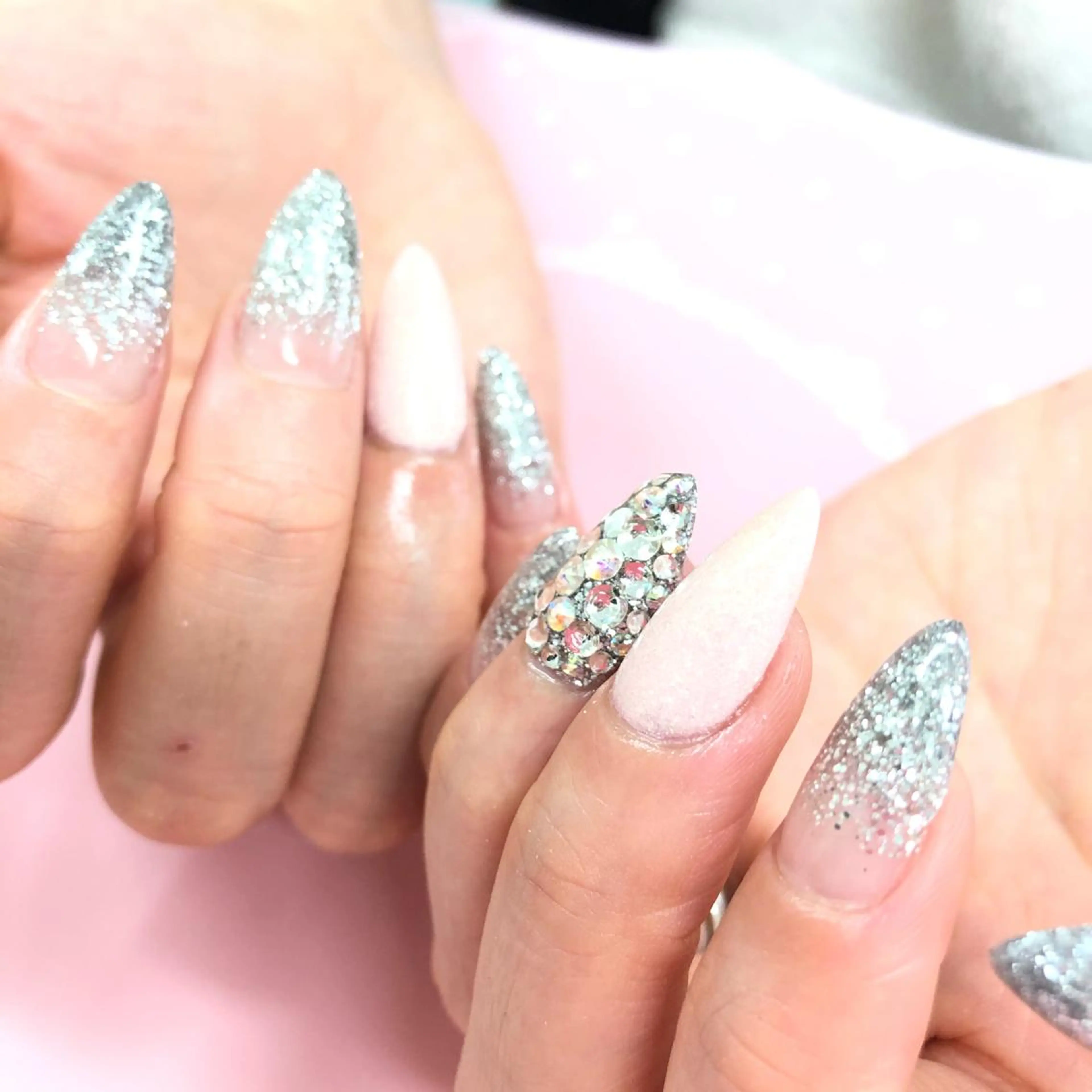 ネイル ユリシスネイル 担当近藤のネイルデザイン