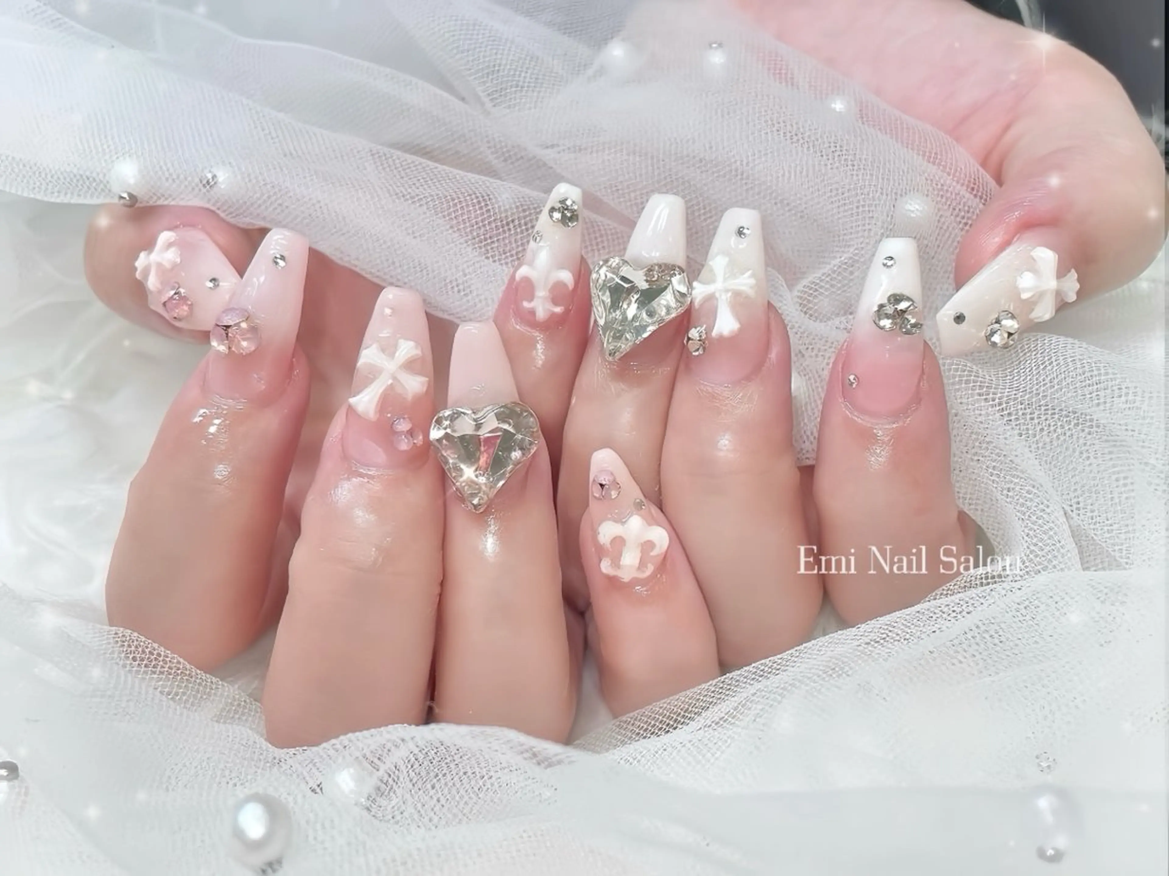 ネイル アートネイル ジェルネイル ネイルチップ Rin Nail 新大久保店のネイルデザイン