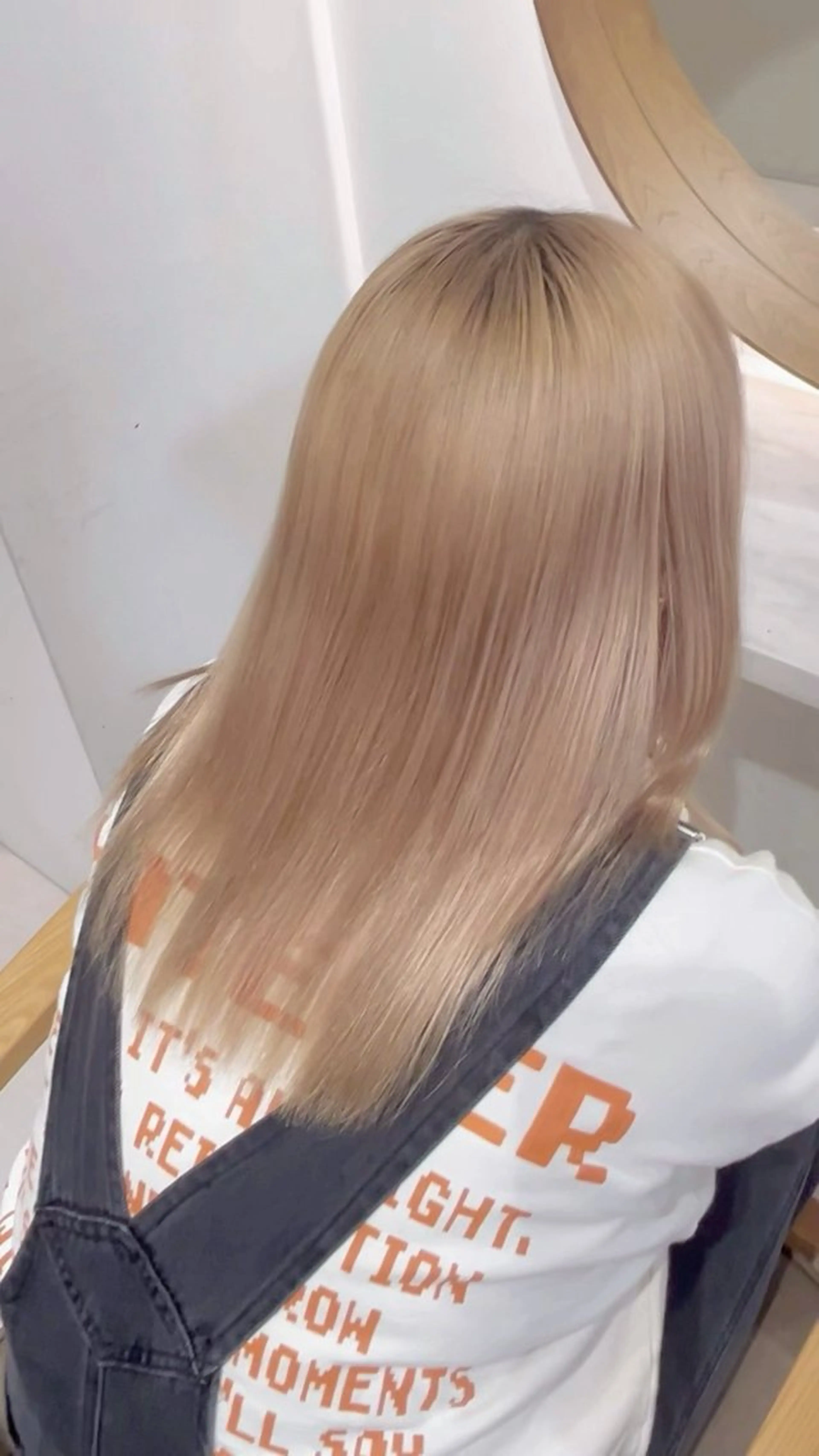 カラー ニトウ レイナ🌺🌴🐠のヘアスタイル