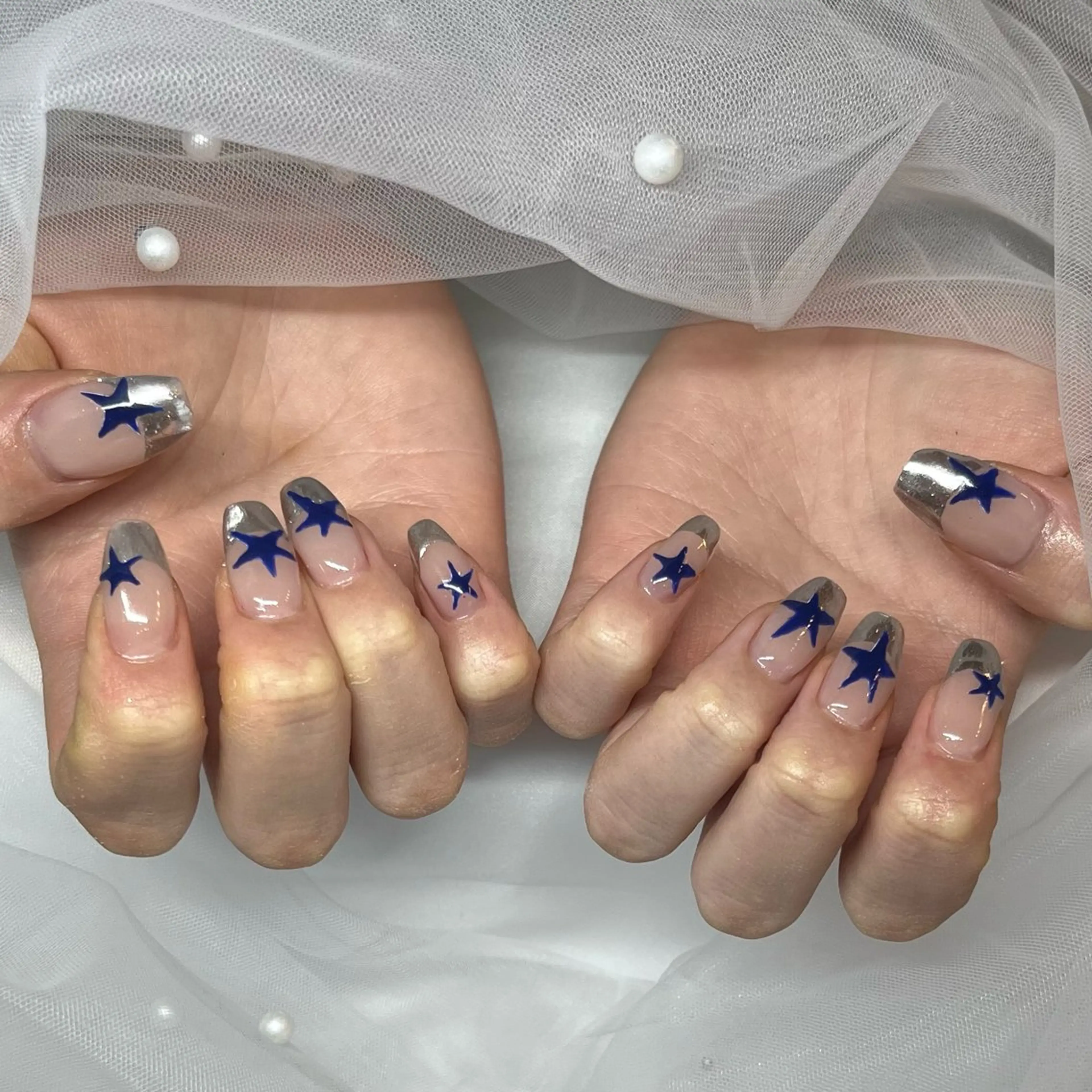 ネイル フレンチネイル ミラーネイル MIYUNA 💅のネイルデザイン