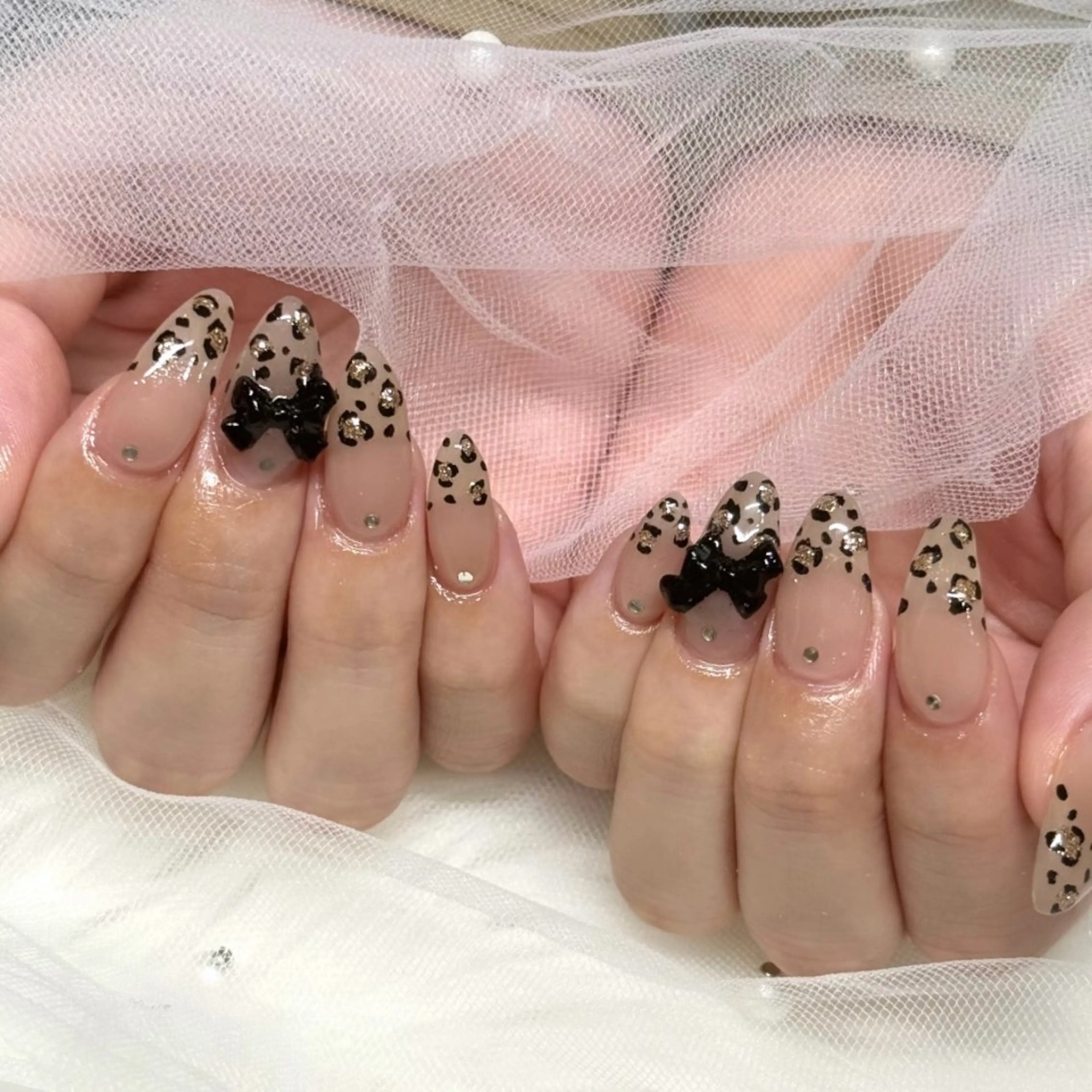 ネイル 𝘉𝘢𝘣𝘦𝘭 𝘜𝘮𝘪のネイルデザイン