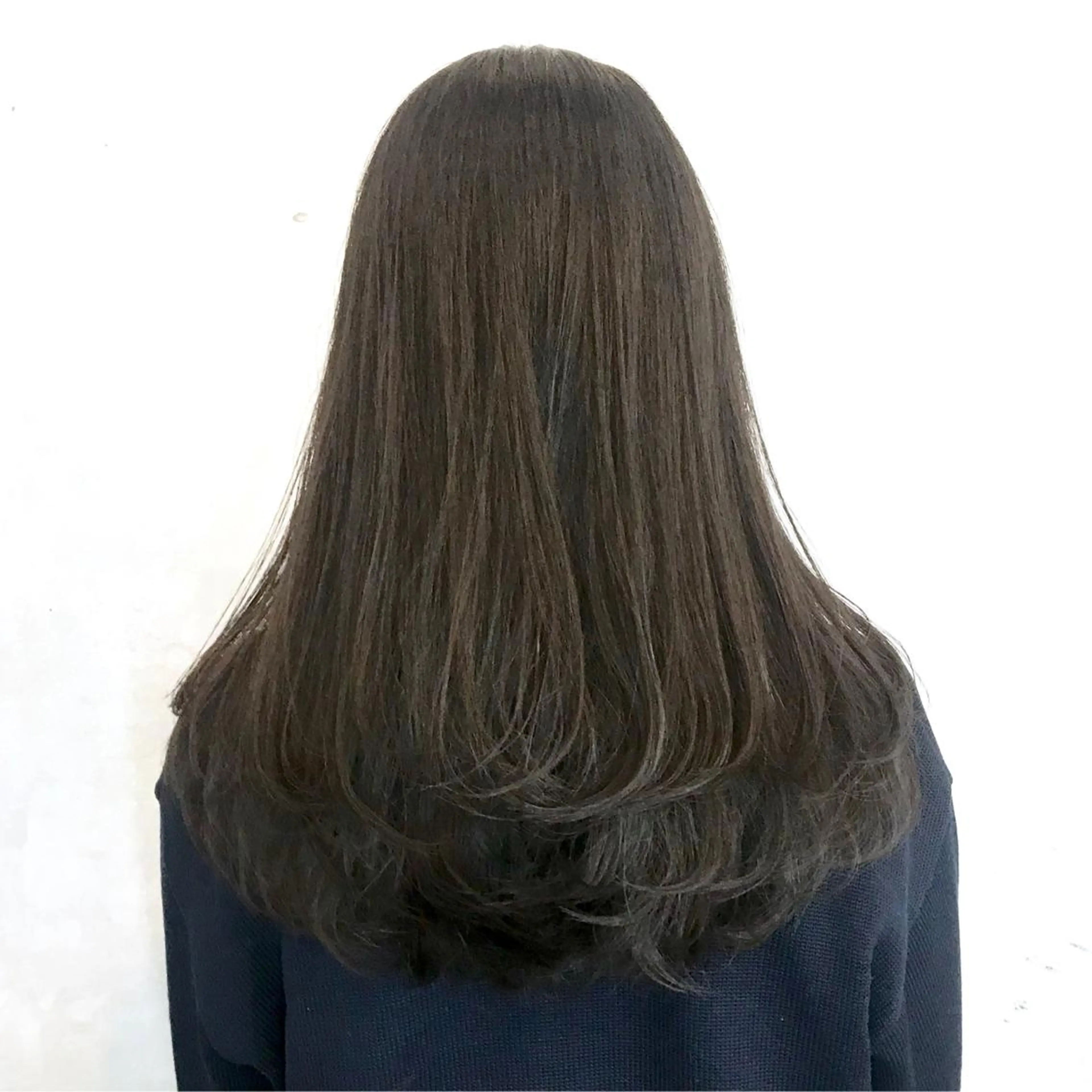 ロング ヨシンモリ ムルギョル巻き 韓国風ヘア レイヤーカット シースルーバング サロウィン所属・K-POP好き美容師 🇰🇷Kai.Yのヘアスタイル