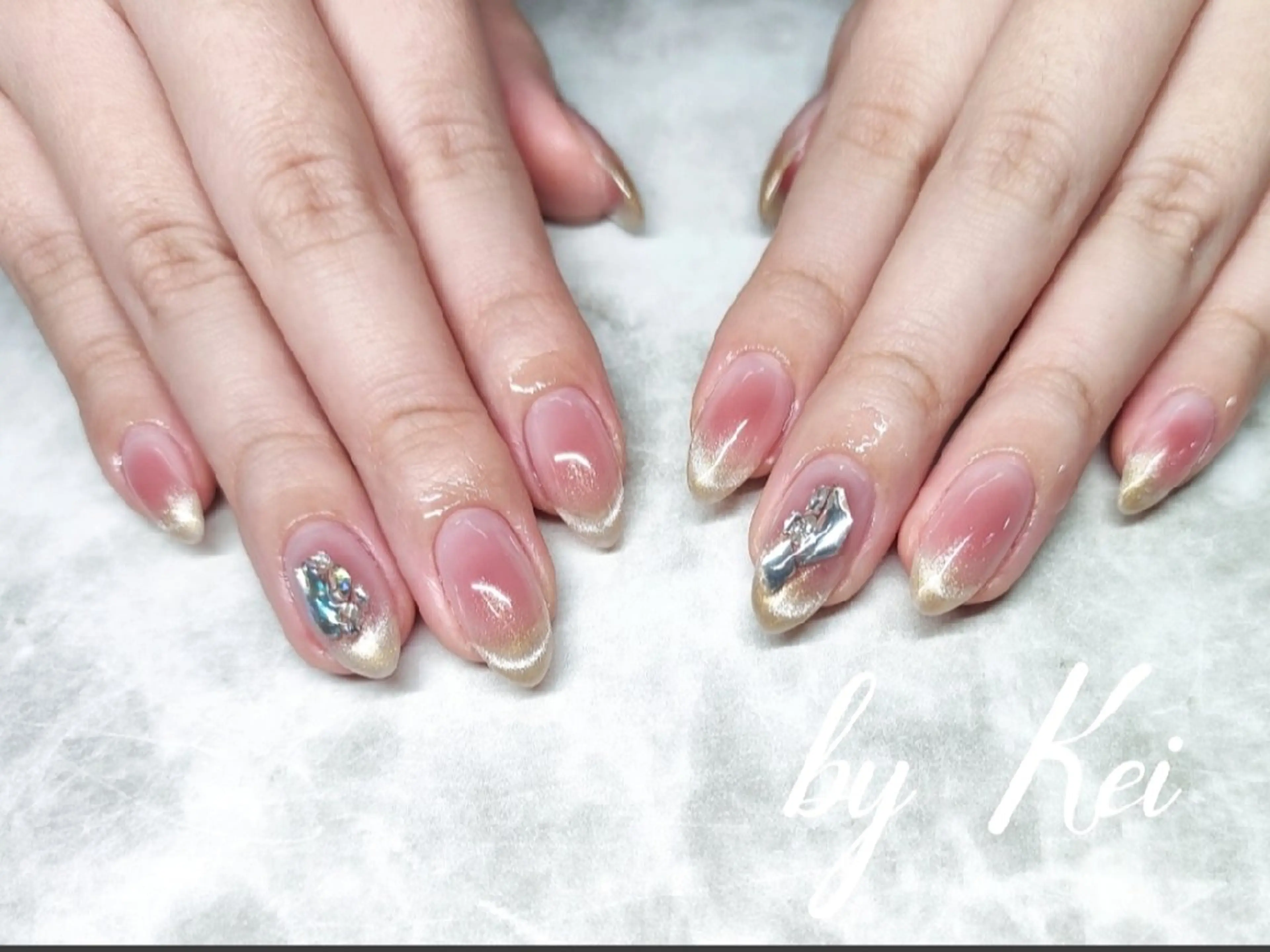 人気↑UP★マグネットチークネイル★初回ジェルオフ無料　♪12980→8980の写真