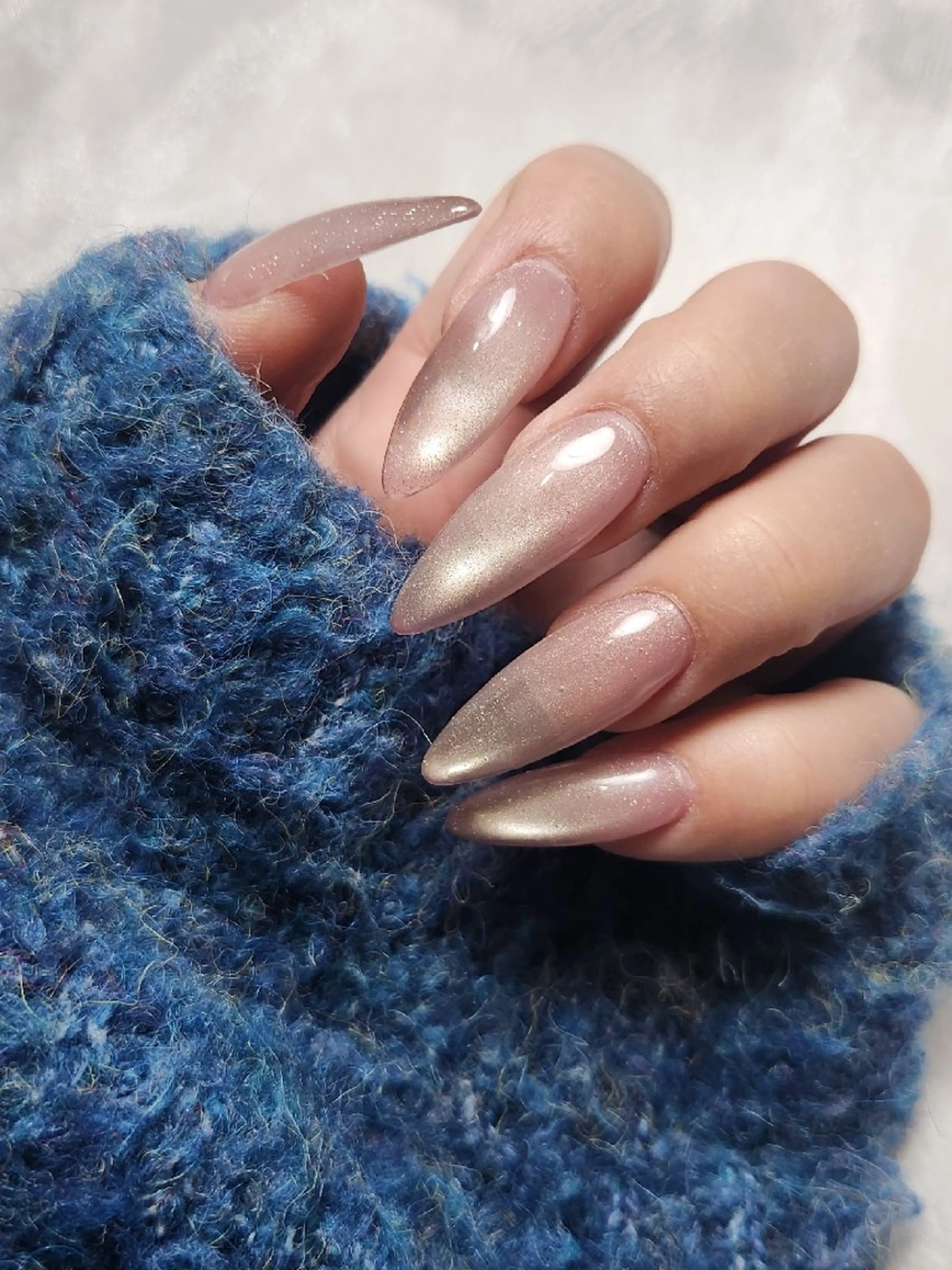 ネイル キラキラネイル マグネットネイル オフィスネイル ピンク シンプルネイル Nailroom3  古屋明美のネイルデザイン