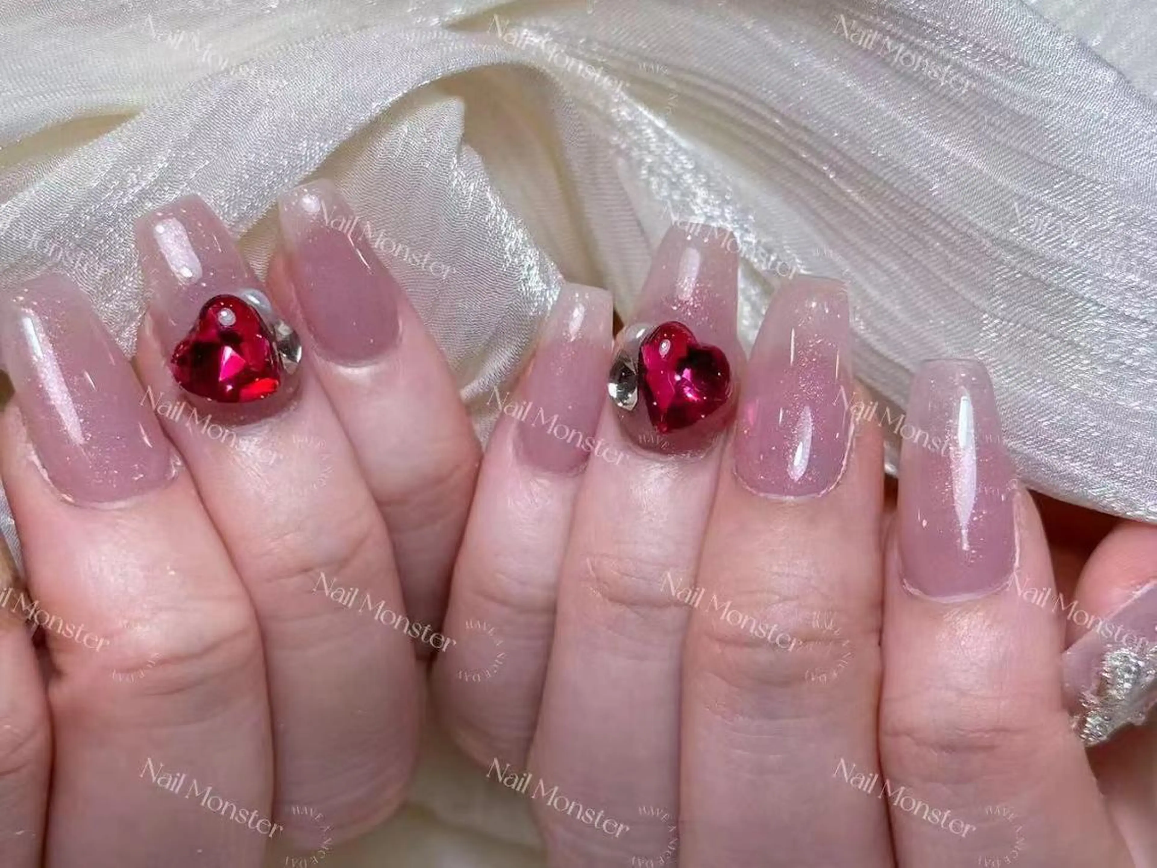 ネイル yu ri 🌹のネイルデザイン