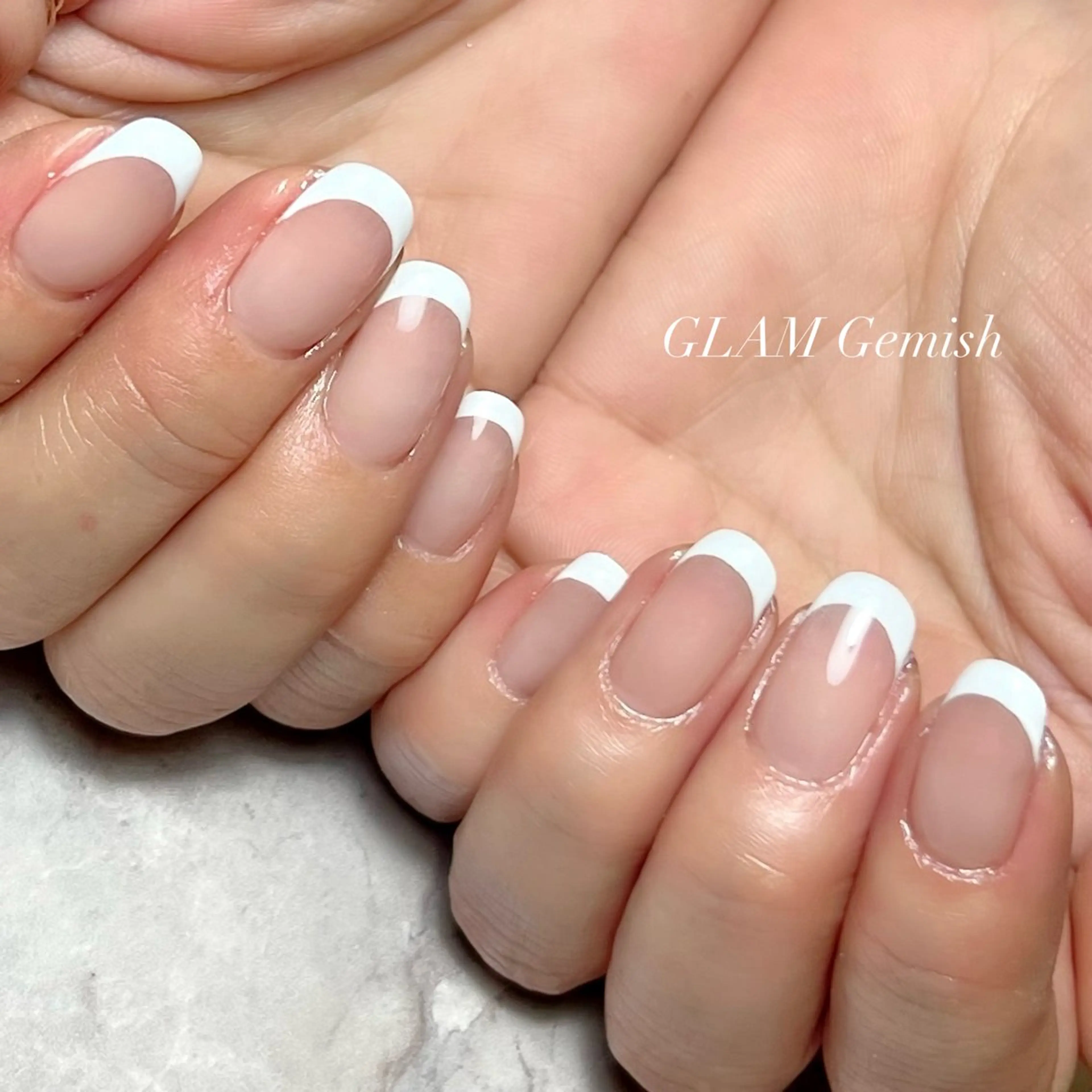 ネイル フレンチネイル 藤崎 恵梨香のネイルデザイン