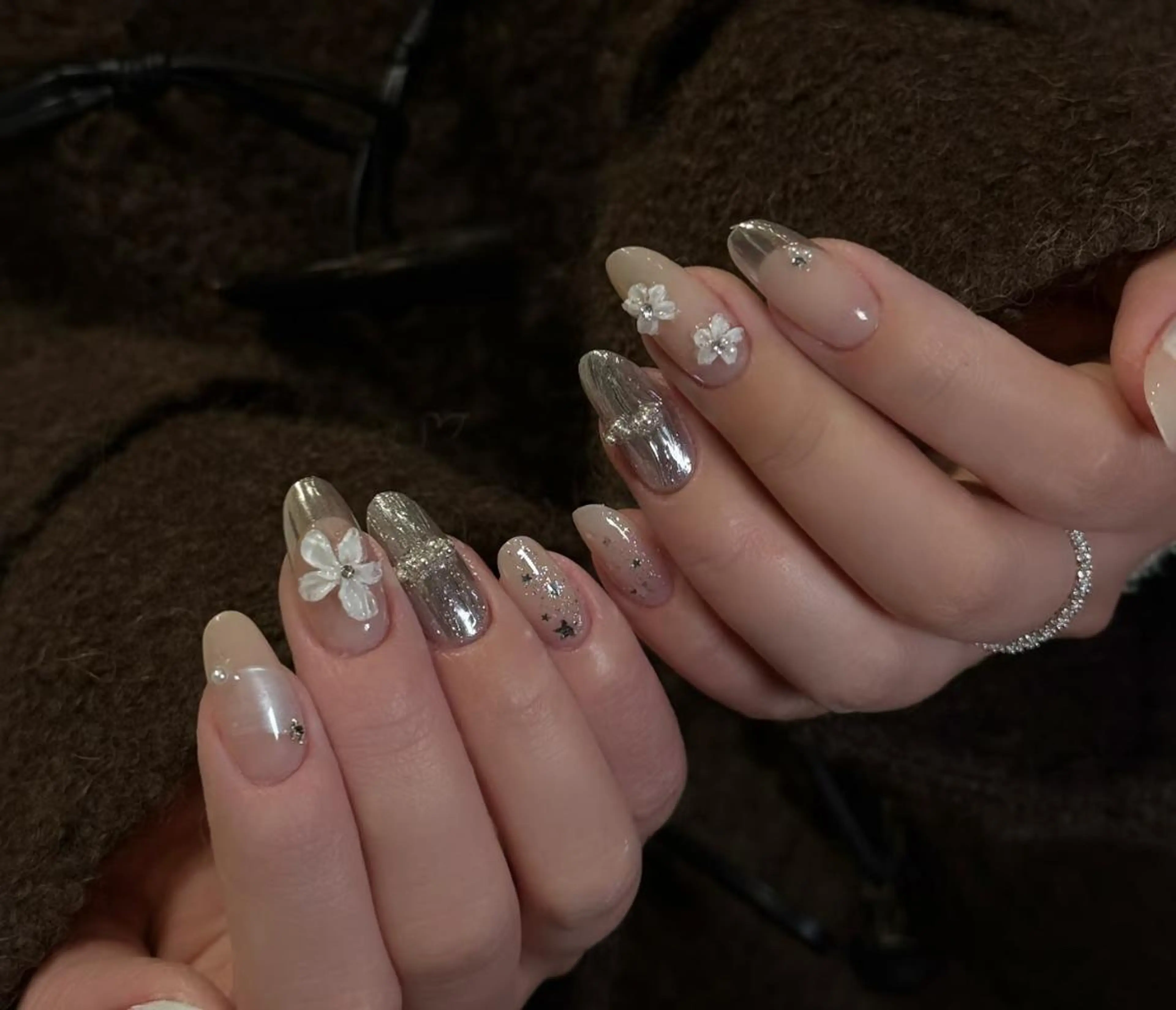 ネイル ハンドネイル 🎀 Ayaka_nailのネイルデザイン