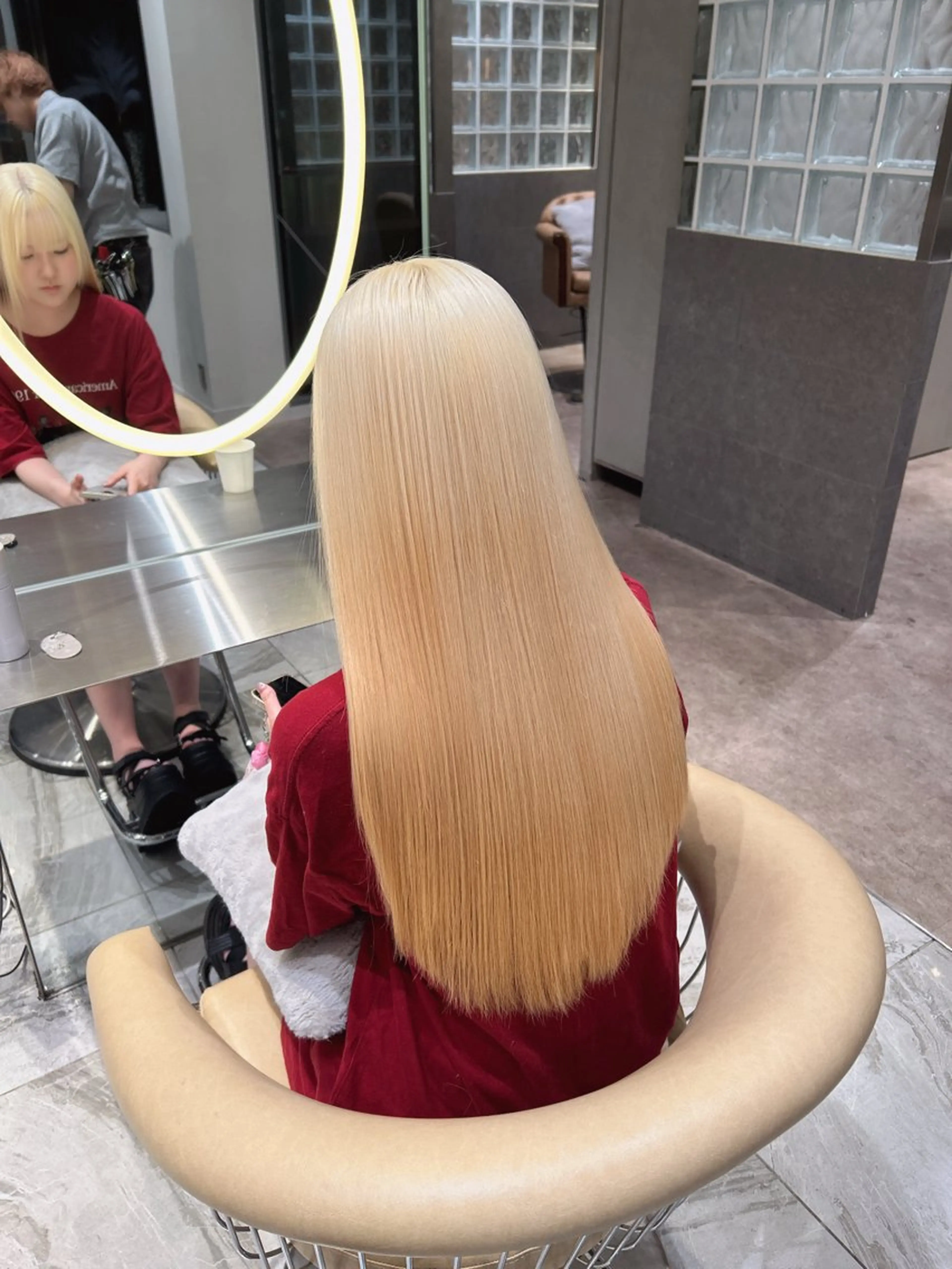 ロング カラー ブリーチ 縮毛矯正 カット ヘアカラー トリートメント 🥇KEN /レイヤー/艶カラーのヘアスタイル