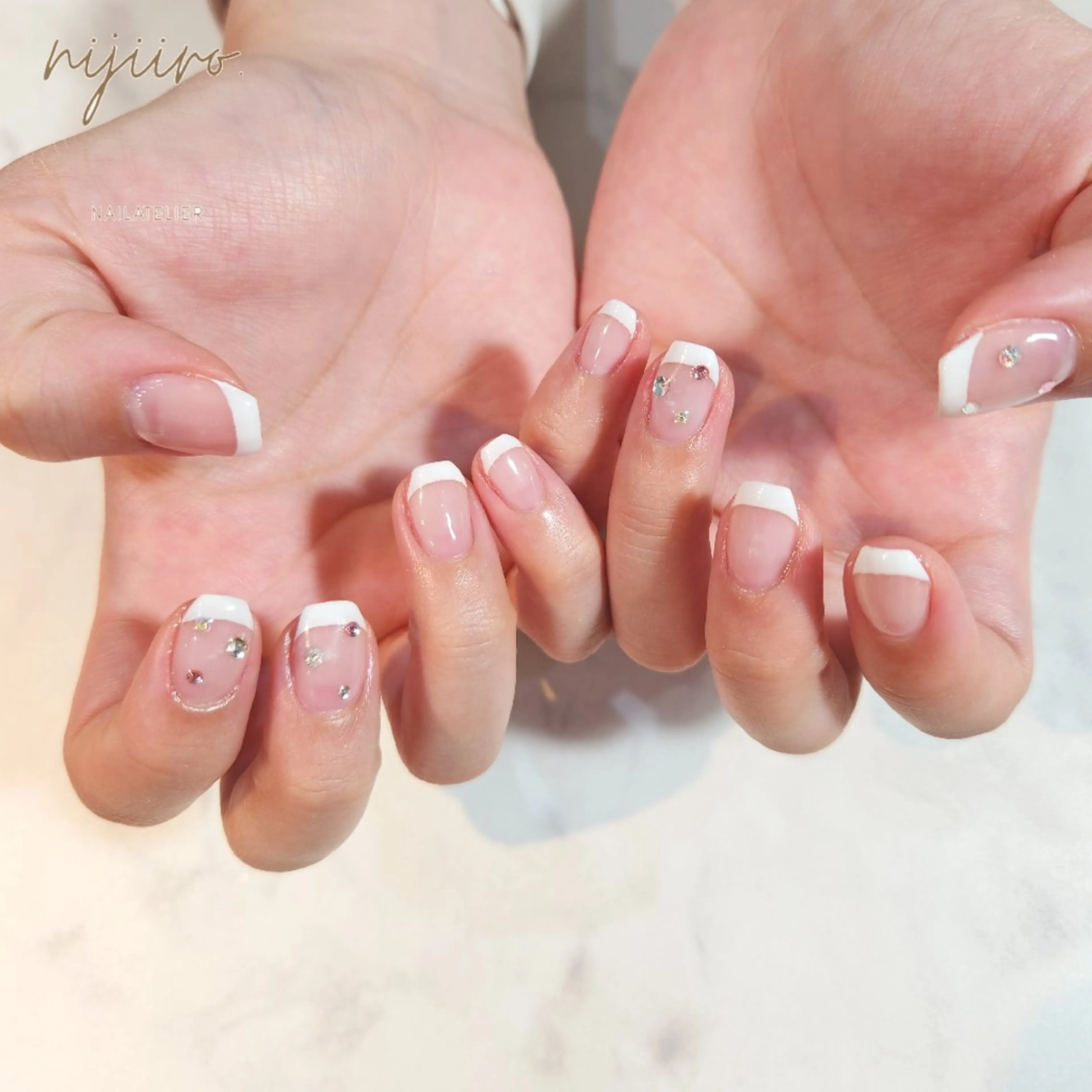 ネイル ハンドネイル nailatelier nijiiro.所属・nijiiro🌈 サトウのネイルデザイン