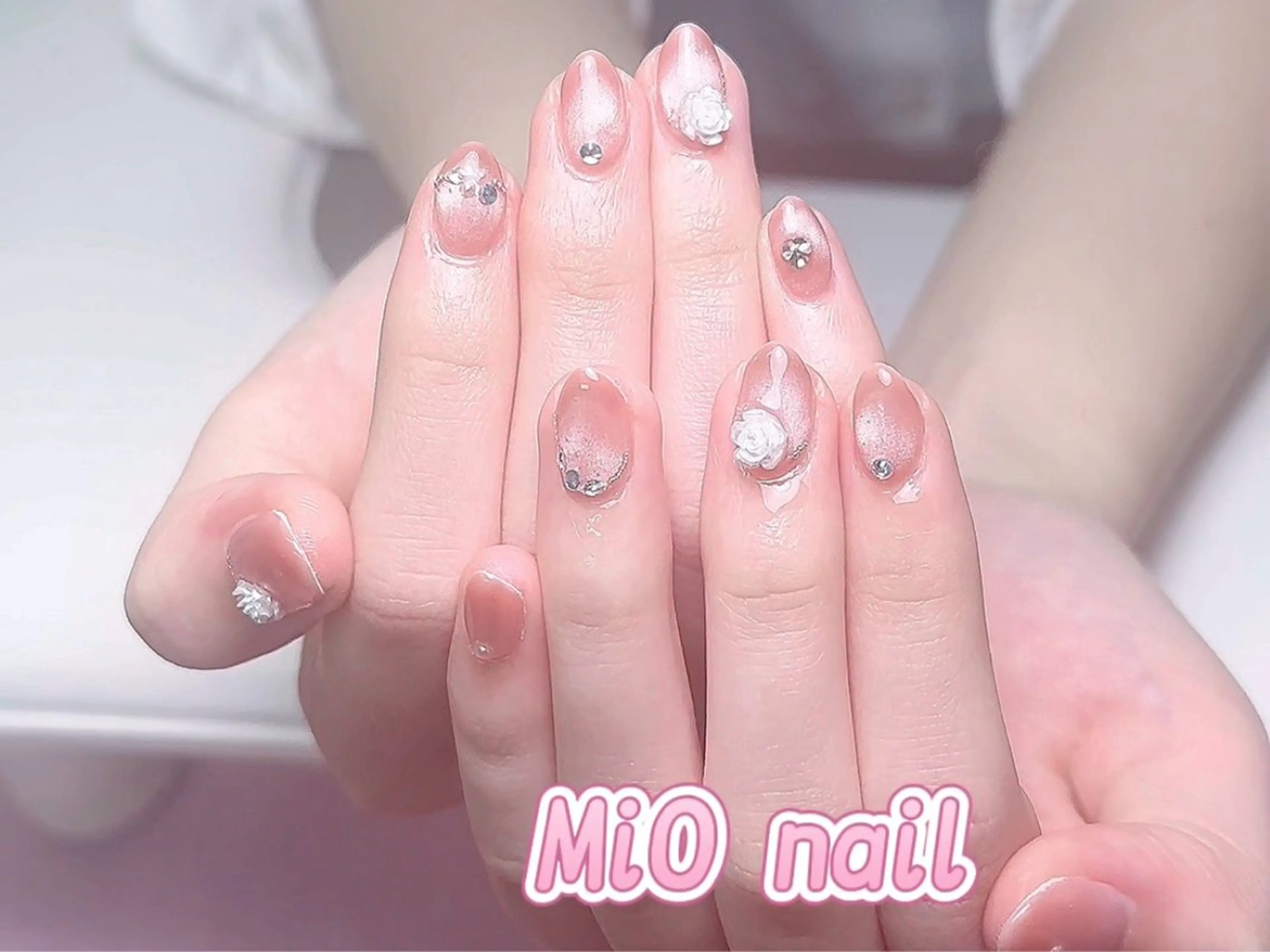 ネイル ジェルネイル 韓国ネイル 持ち込み オフィスネイル ワンホンネイル MiO Nailのネイルデザイン