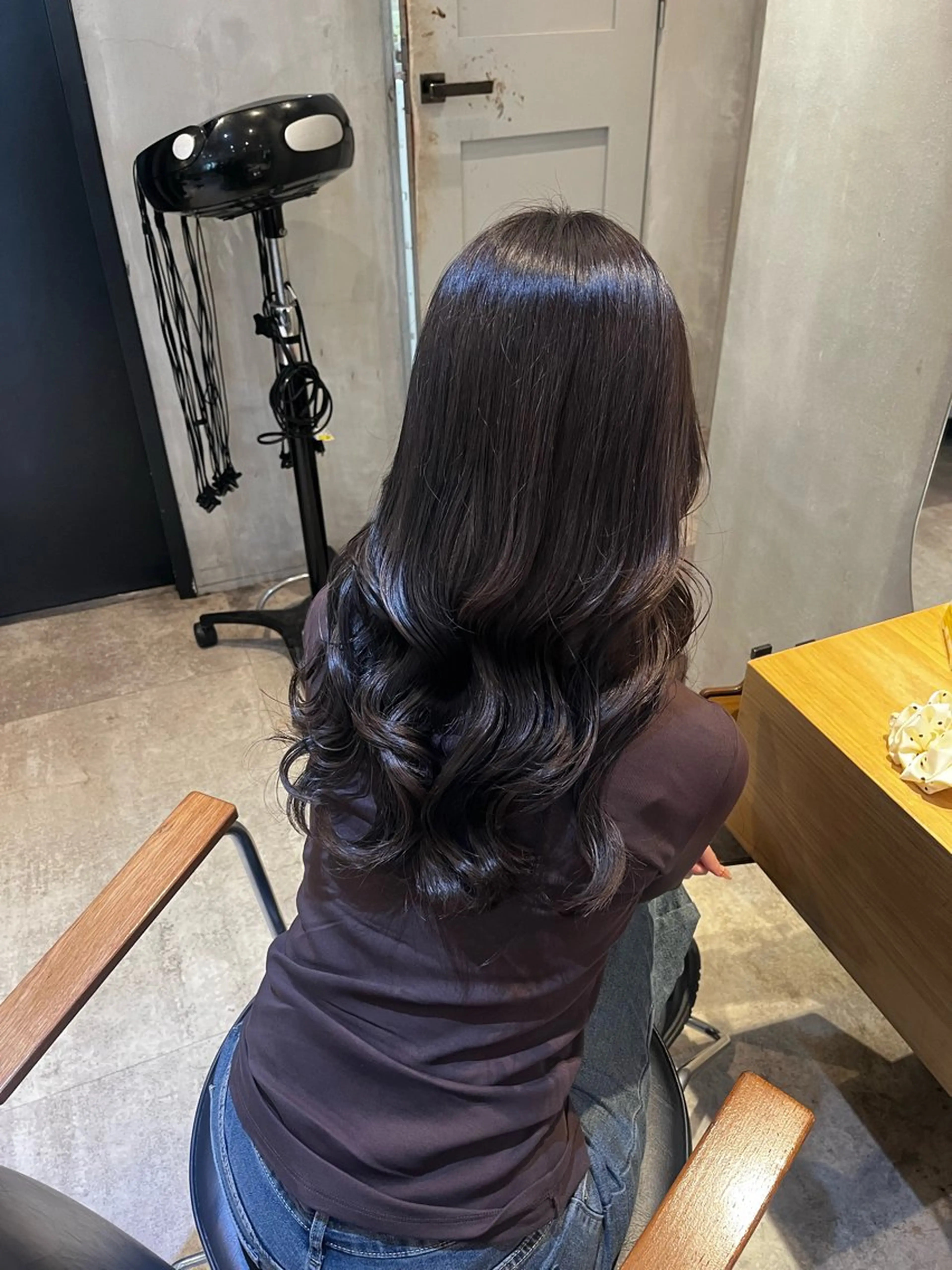 ロング カラー グレージュ ラベンダーカラー ラベンダーグレージュ ラベンダーグレー ヘアカラー トリートメント ラフィスヘアードープ所属・👑髪質改善wカラー /ハイトーン/アユカのヘアスタイル