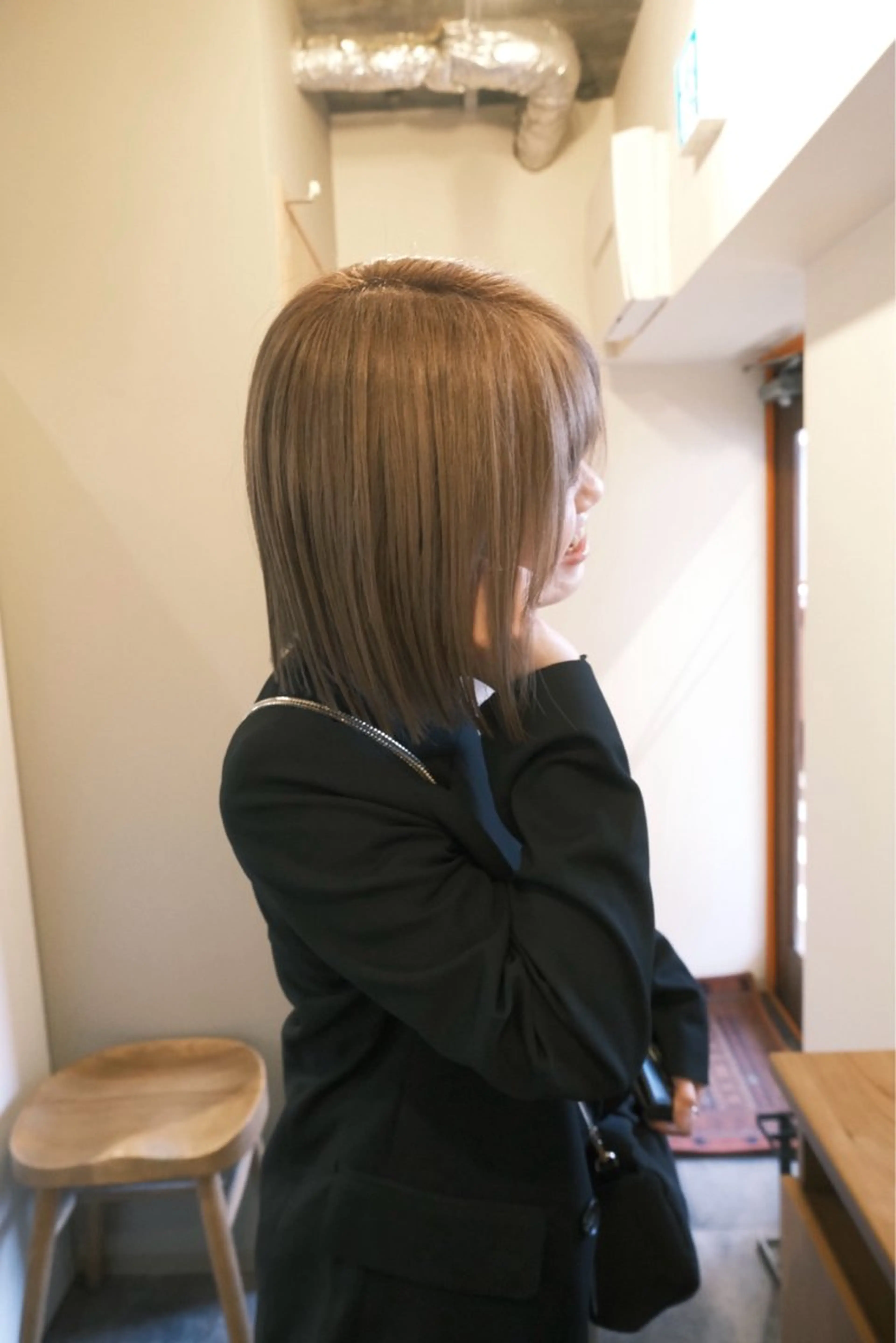 ショート ボブ カット ヘアカラー トリートメント ヘアセット ハルカ/透け感カラー /顔周りレイヤーのヘアスタイル