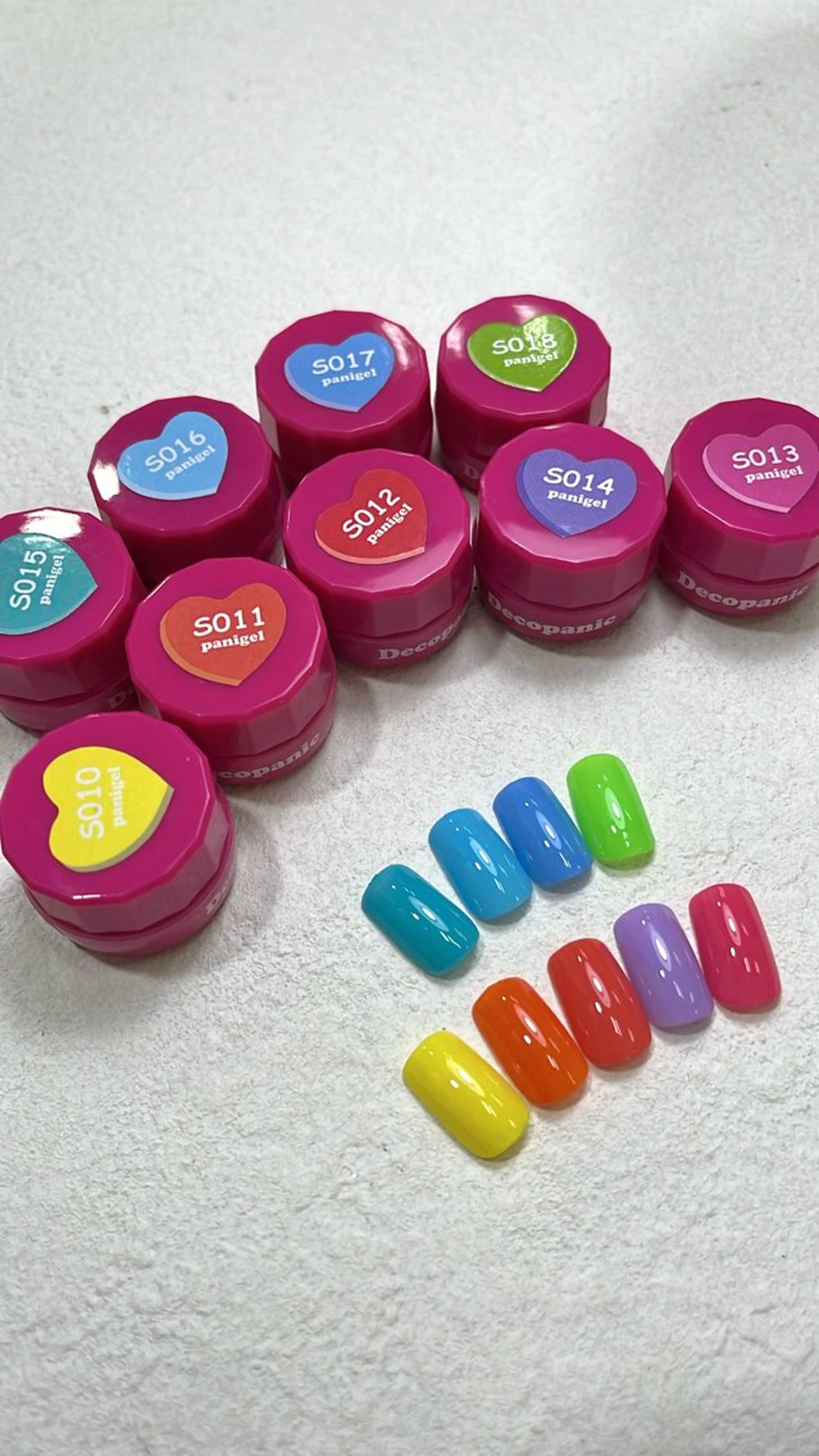 ネイル ジェルネイル ワンカラーネイル 夏ネイル ハンドネイル para ☀︎ sol by BECK所属・Para Sol nail　Maoのネイルデザイン