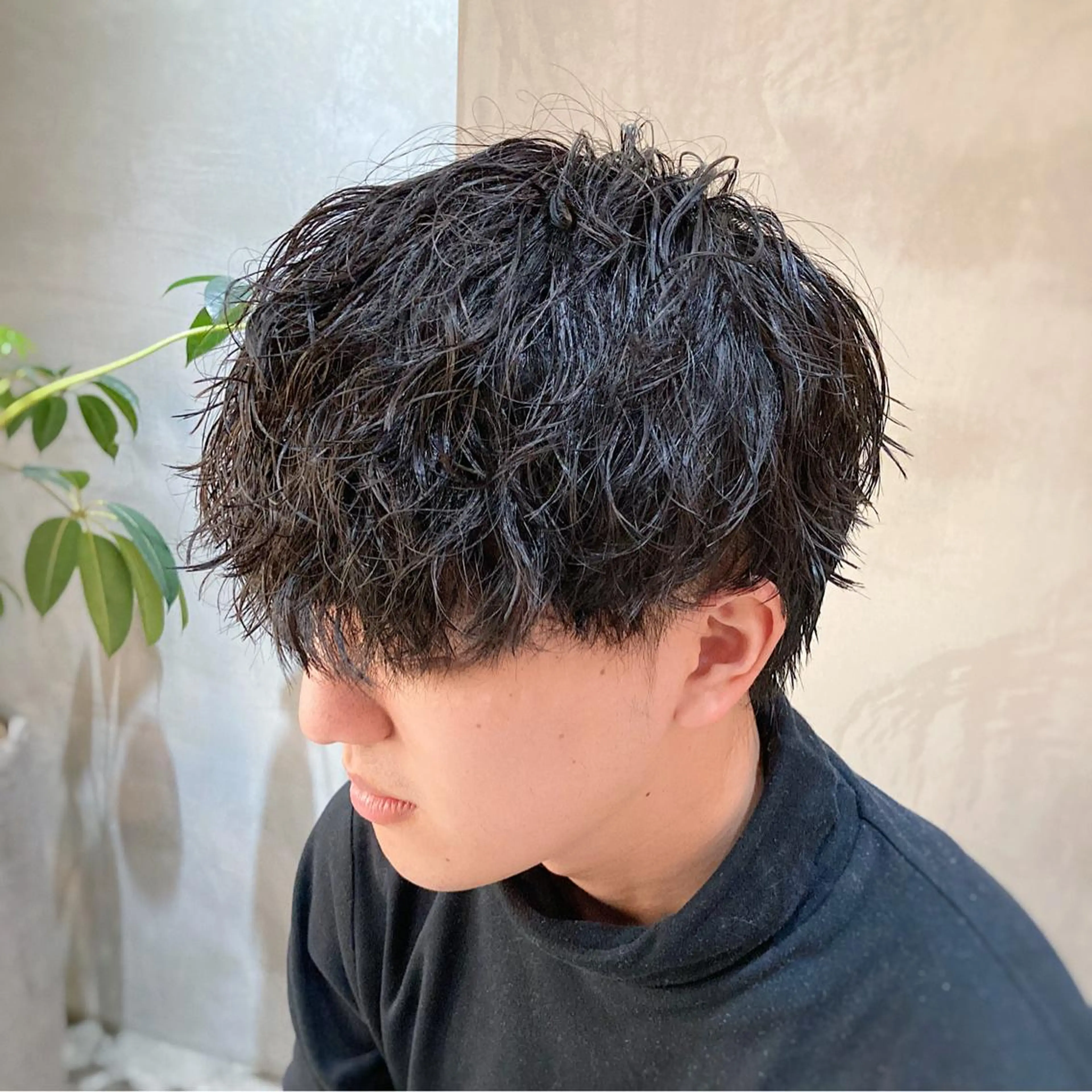 ショート パーマ メンズ 波巻きスパイラルパー マ/シャドウパーマ駿のヘアスタイル