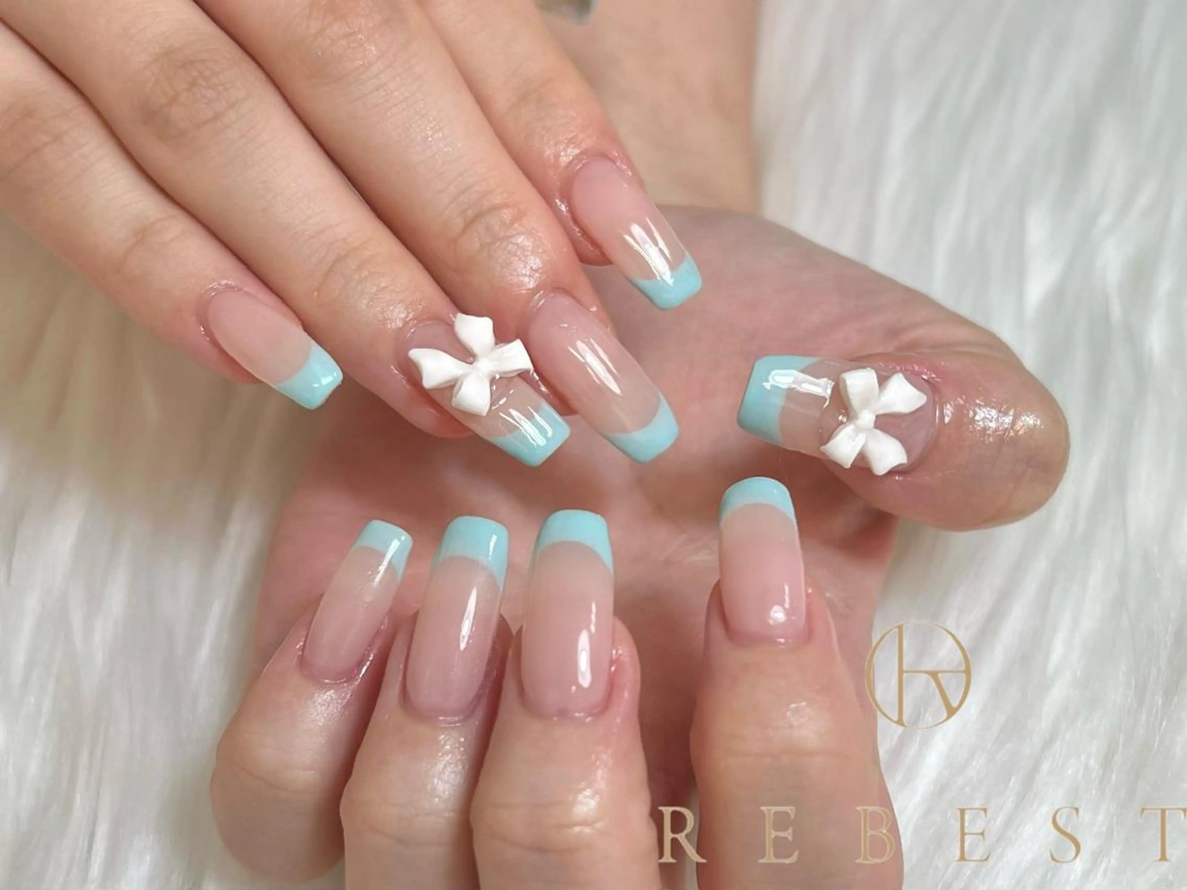 ネイル ❤️💛REBEST 付け放題Nailのネイルデザイン