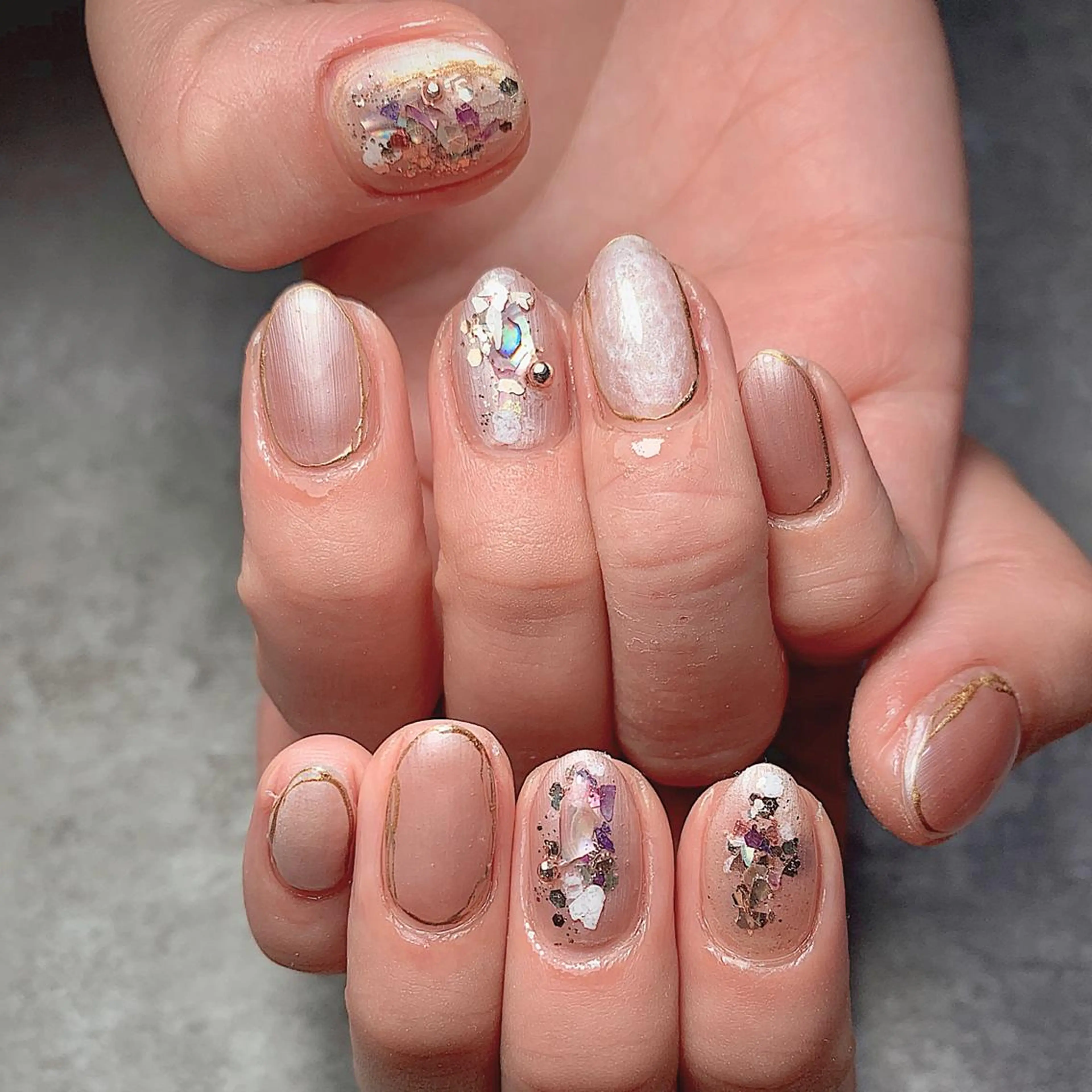 ネイル ゴールド ラメ(グリッター) 土屋 智子のエステ・リラクイメージ