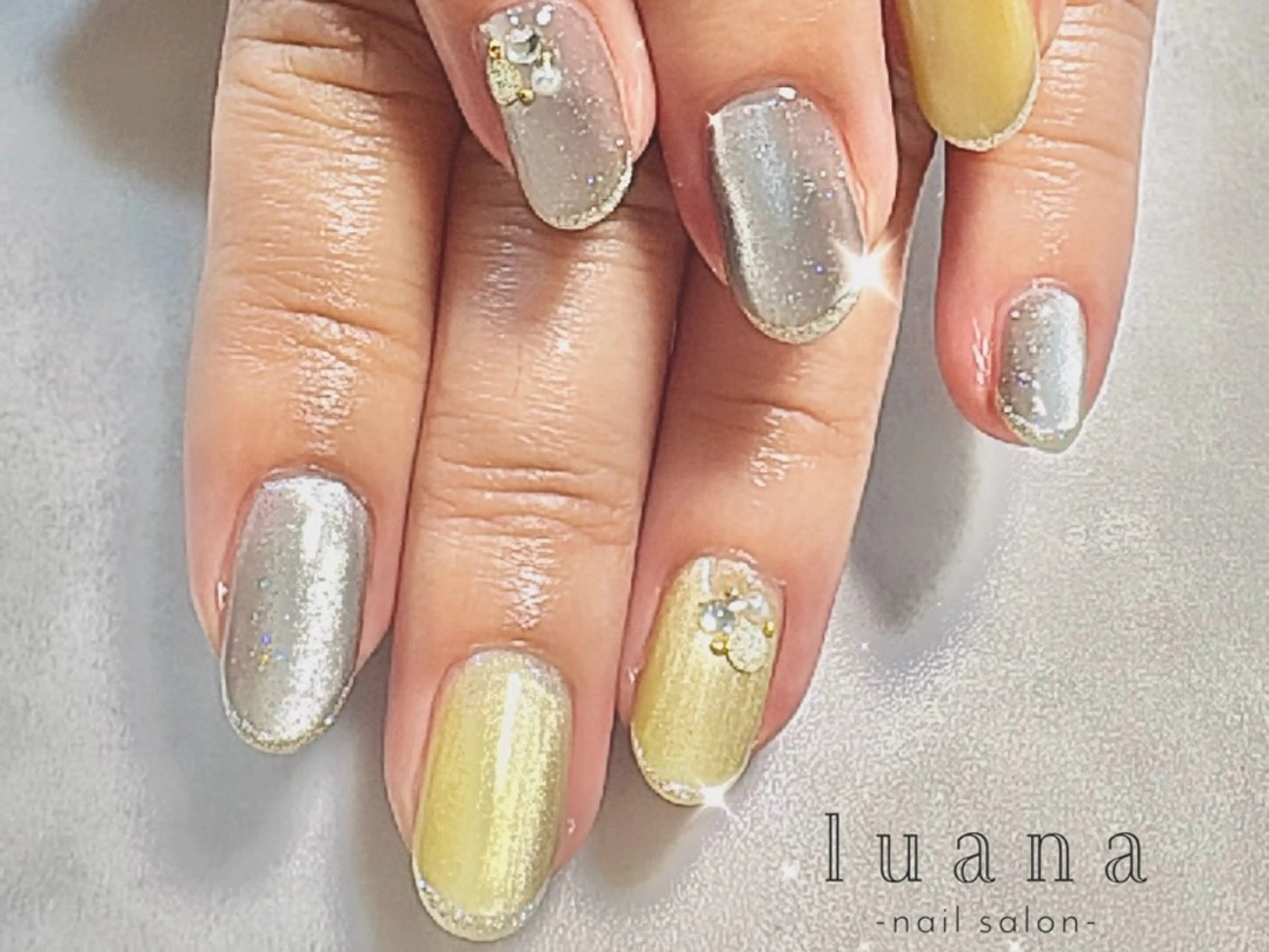 ネイル フットネイル ジェルネイル 韓国ネイル マグネットネイル 持ち込み luana ネイルサロンのネイルデザイン