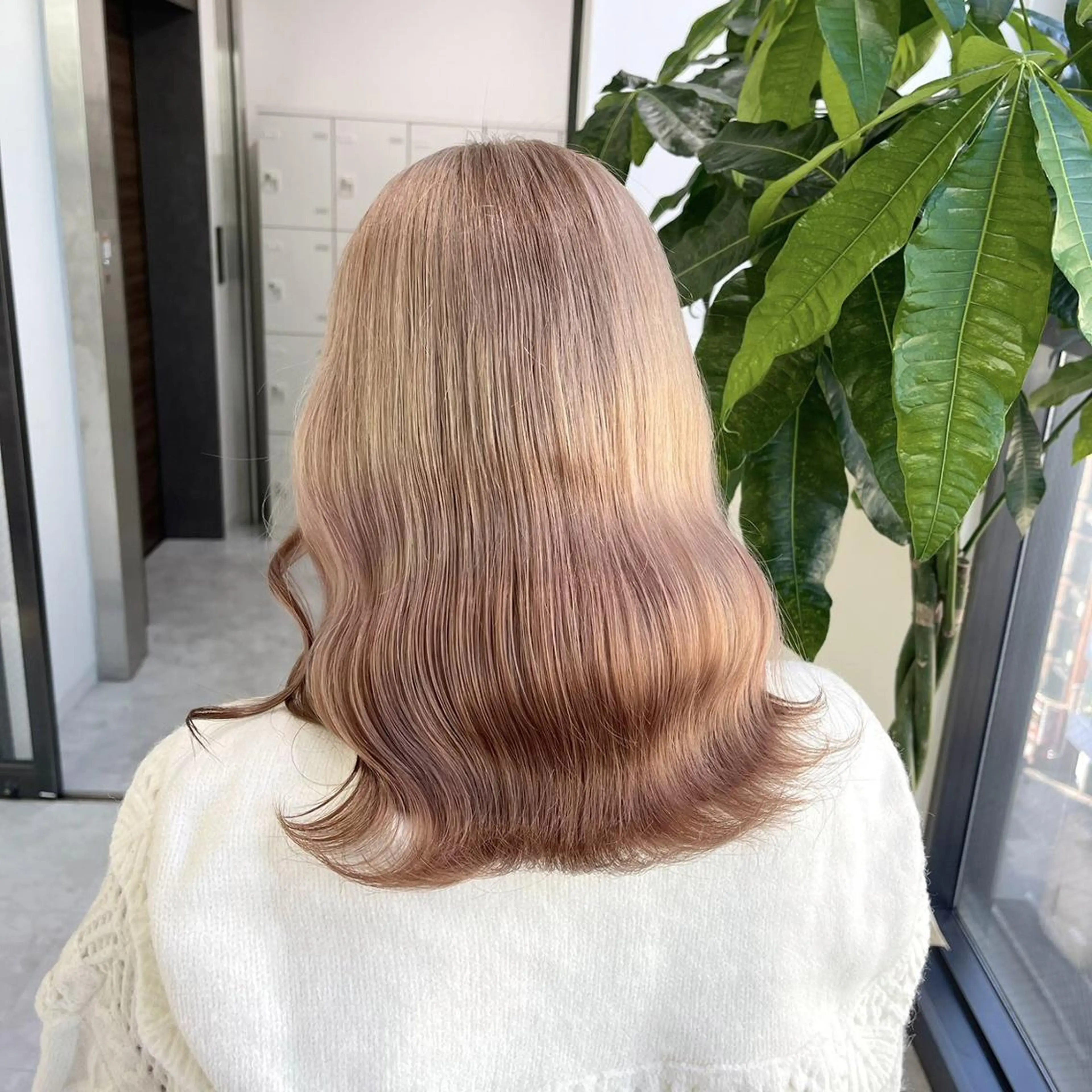 セミロング カラー ヘアアレンジ ヘアカラー トリートメント ヘッドスパ ヘアセット ［THEATER 仙台店🌼］公式のヘアスタイル