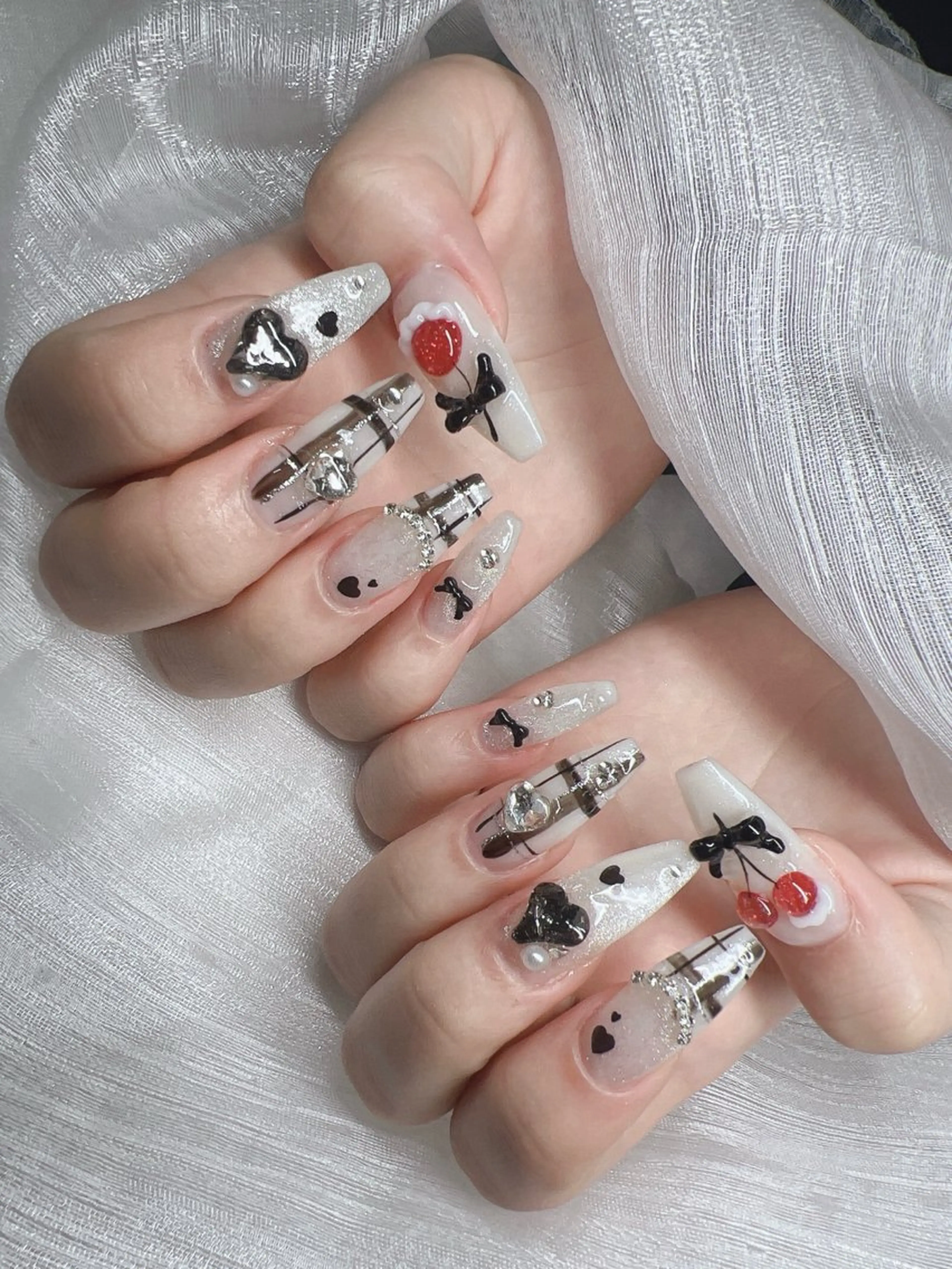 ネイル ハンドネイル Lee Nails チップ長さだし専門店のネイルデザイン