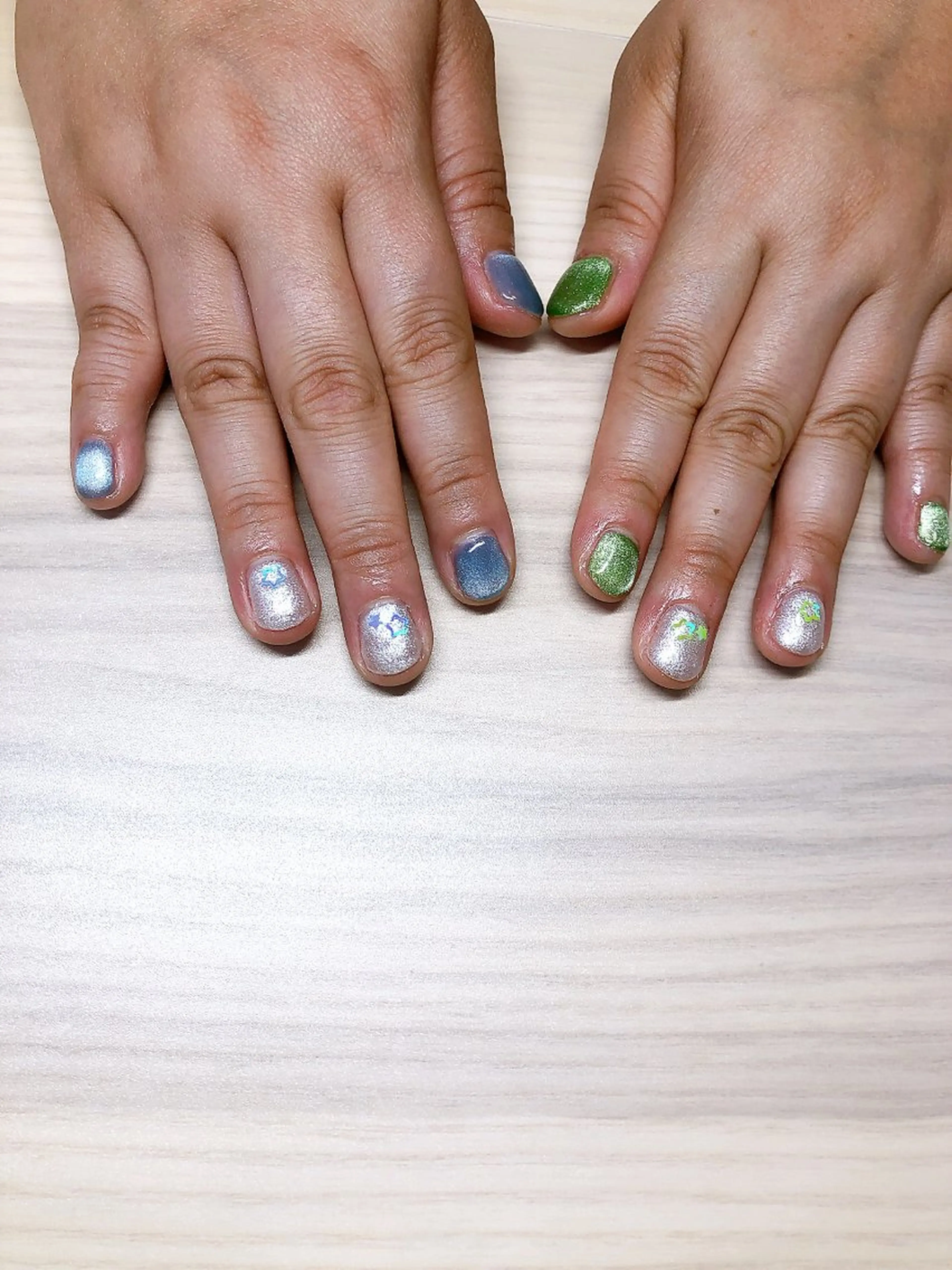 ネイル 持ち込み デ・アイム「nail salon MIMIPARUN」所属・ナリス化粧品 MIMIPARUNのネイルデザイン