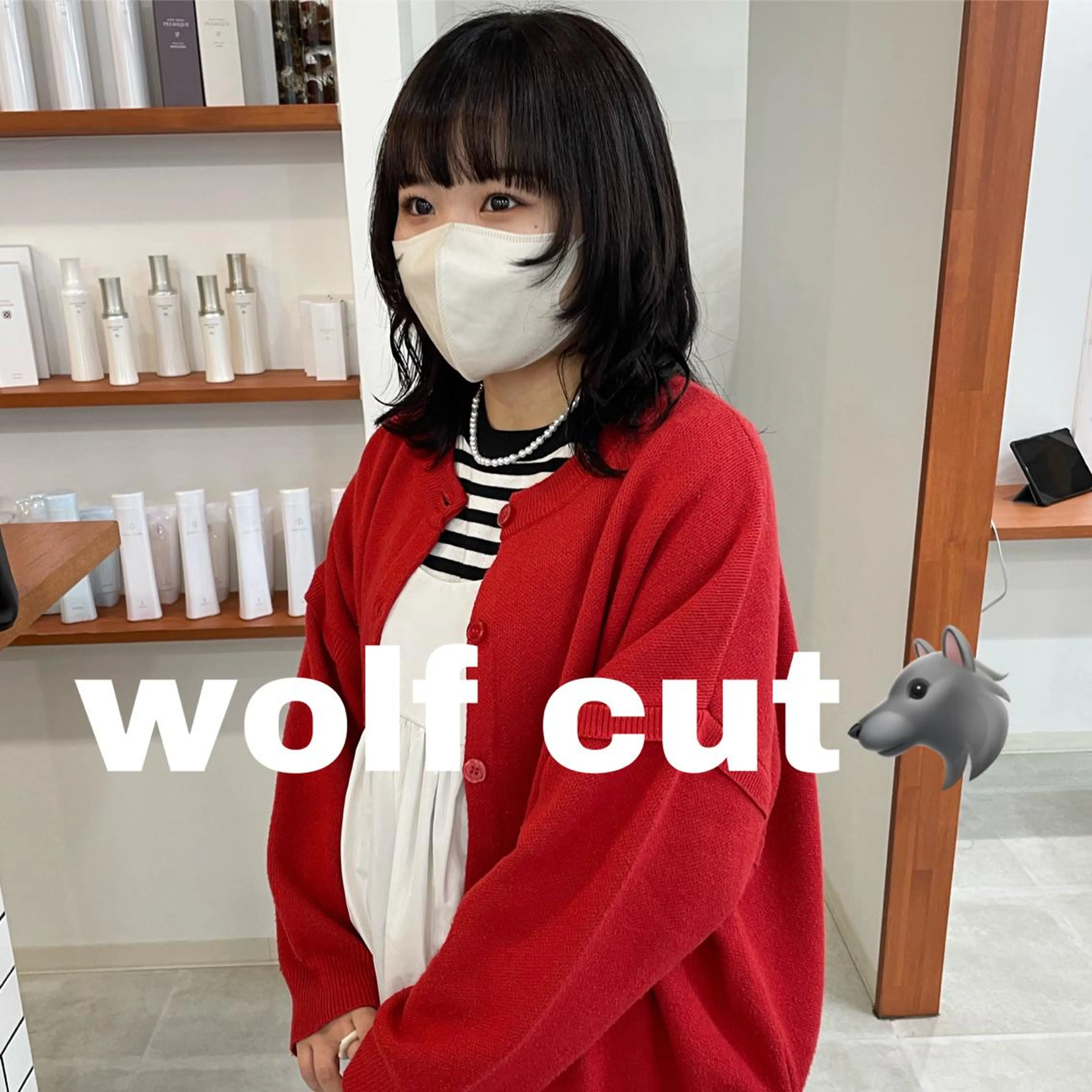 ミディアム ウルフカット 🤍似合わせパーマ 奥田沙耶🫧のヘアスタイル