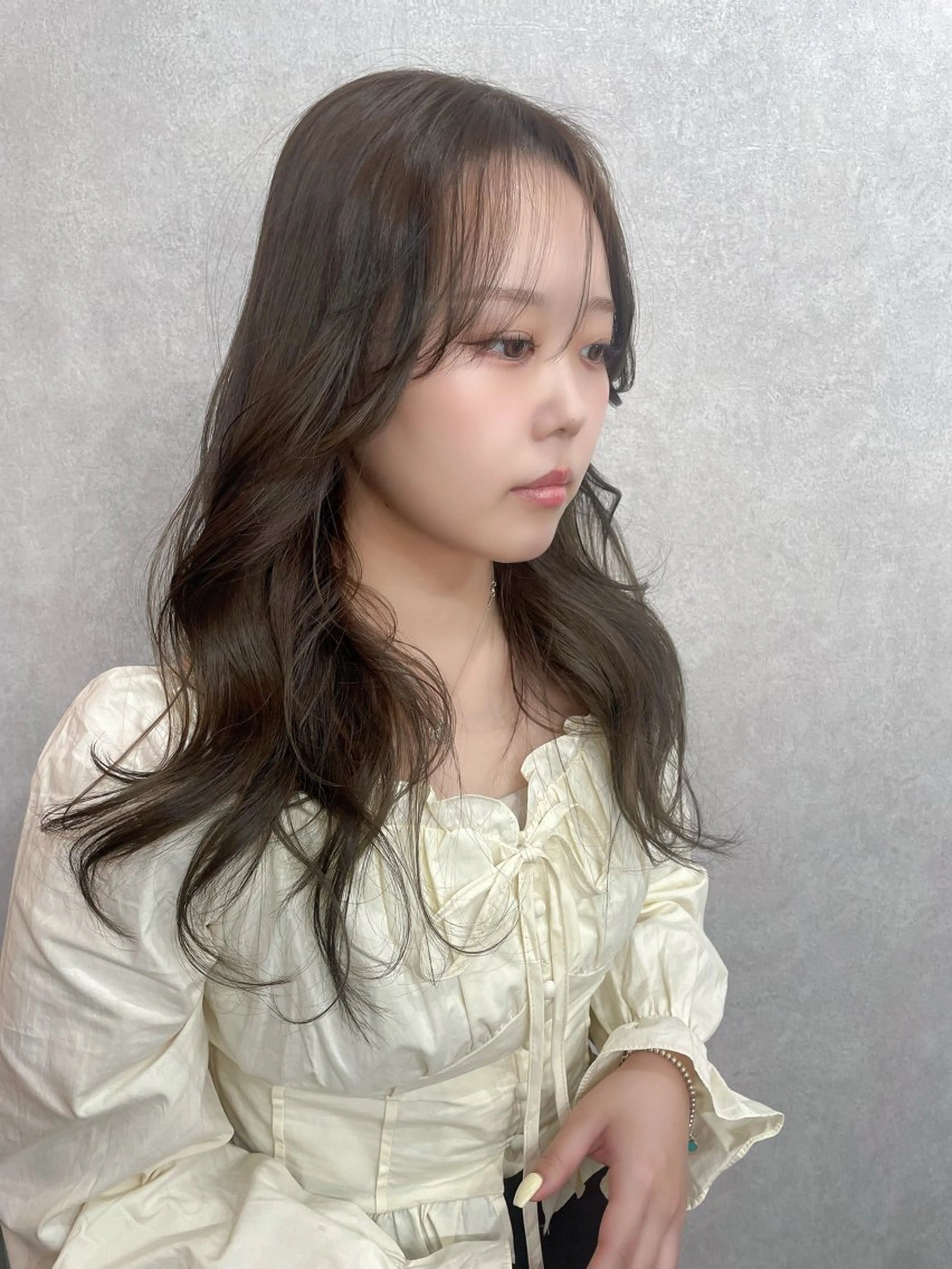 ロング カラー レイヤーカット AIRI layer cut hairのヘアスタイル