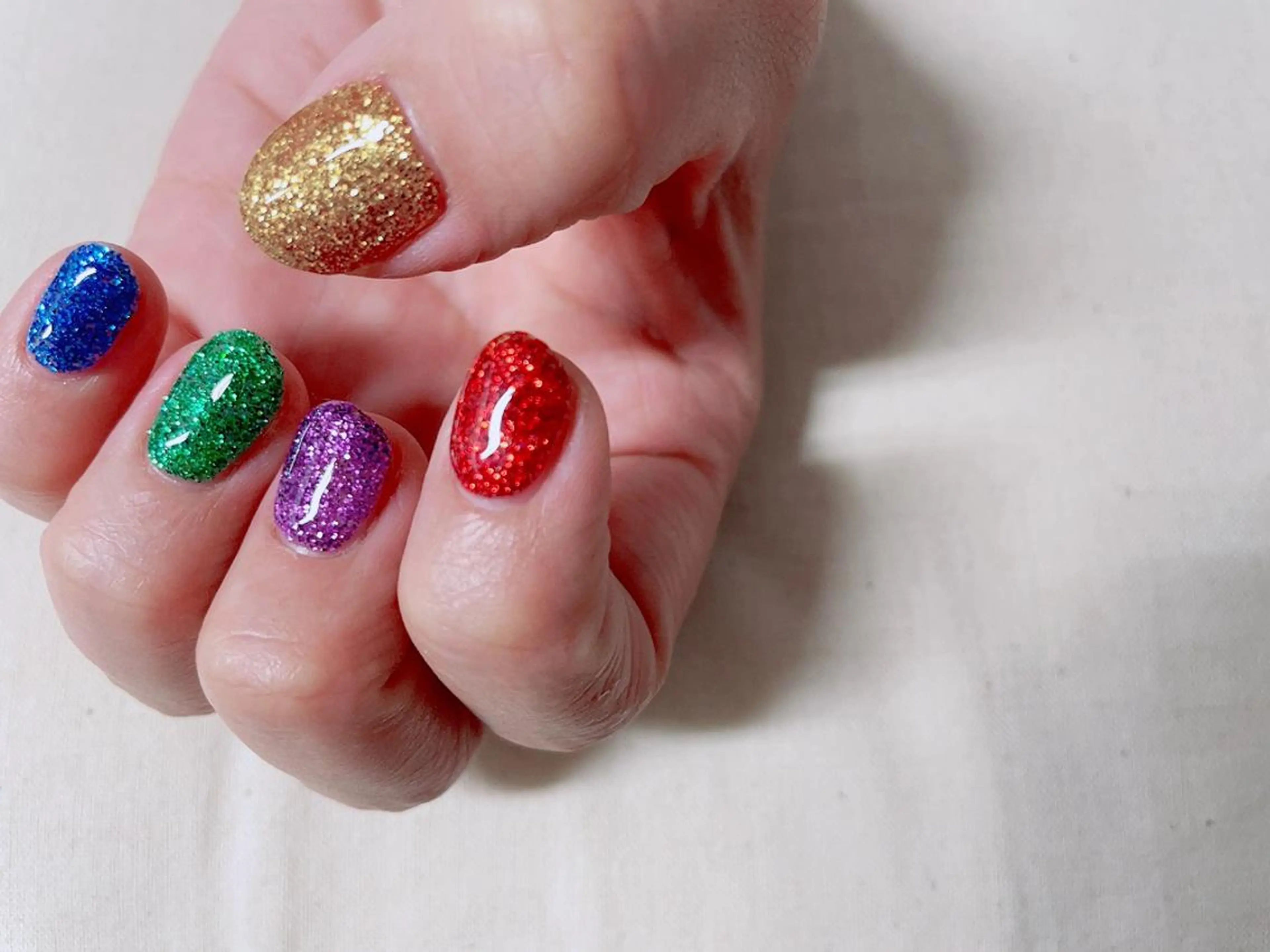 ネイル ラメ(グリッター) ワンカラーネイル loop hair所属・kohatsu こはっちゃんのネイルデザイン