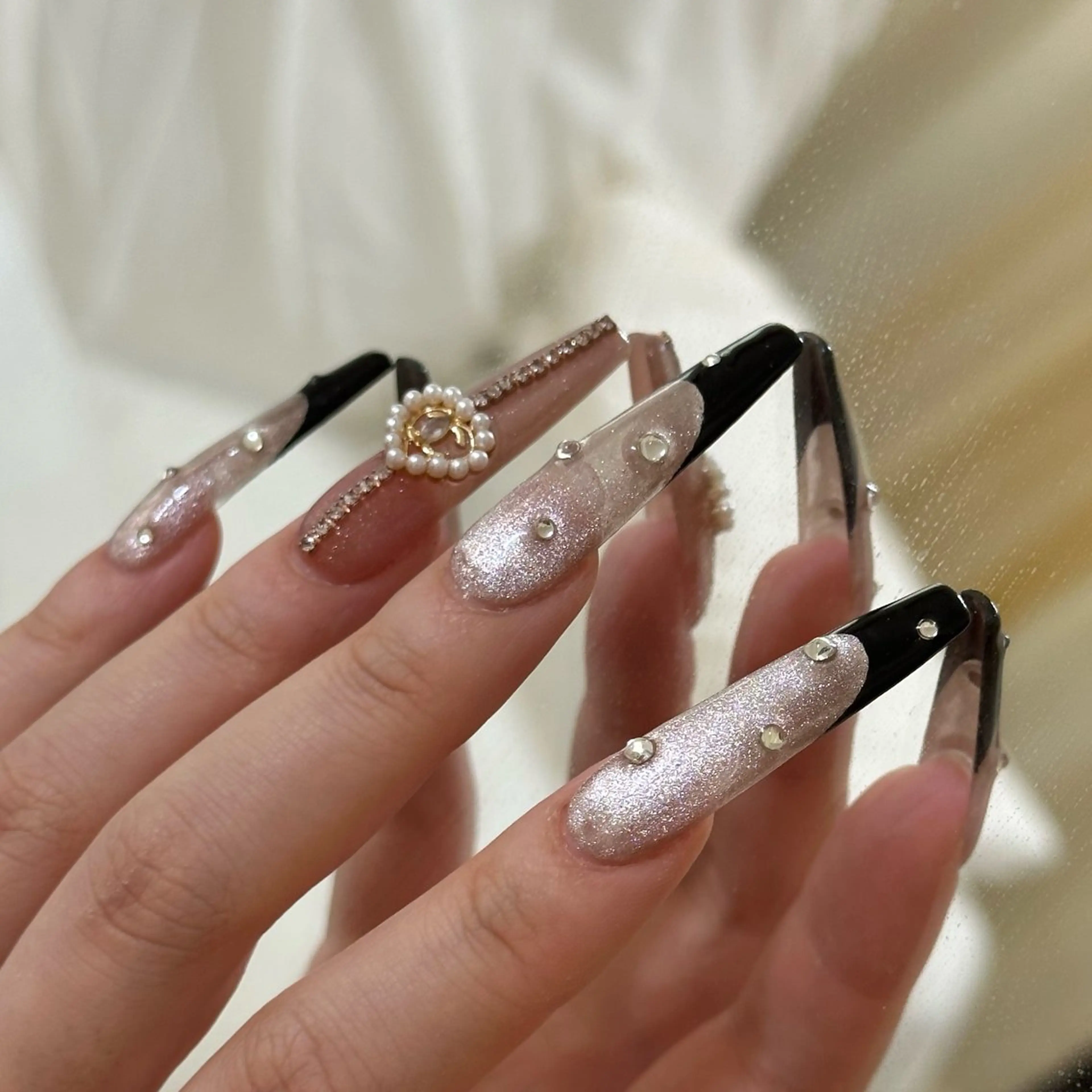 ネイル ハンドネイル Nailist Amiのネイルデザイン