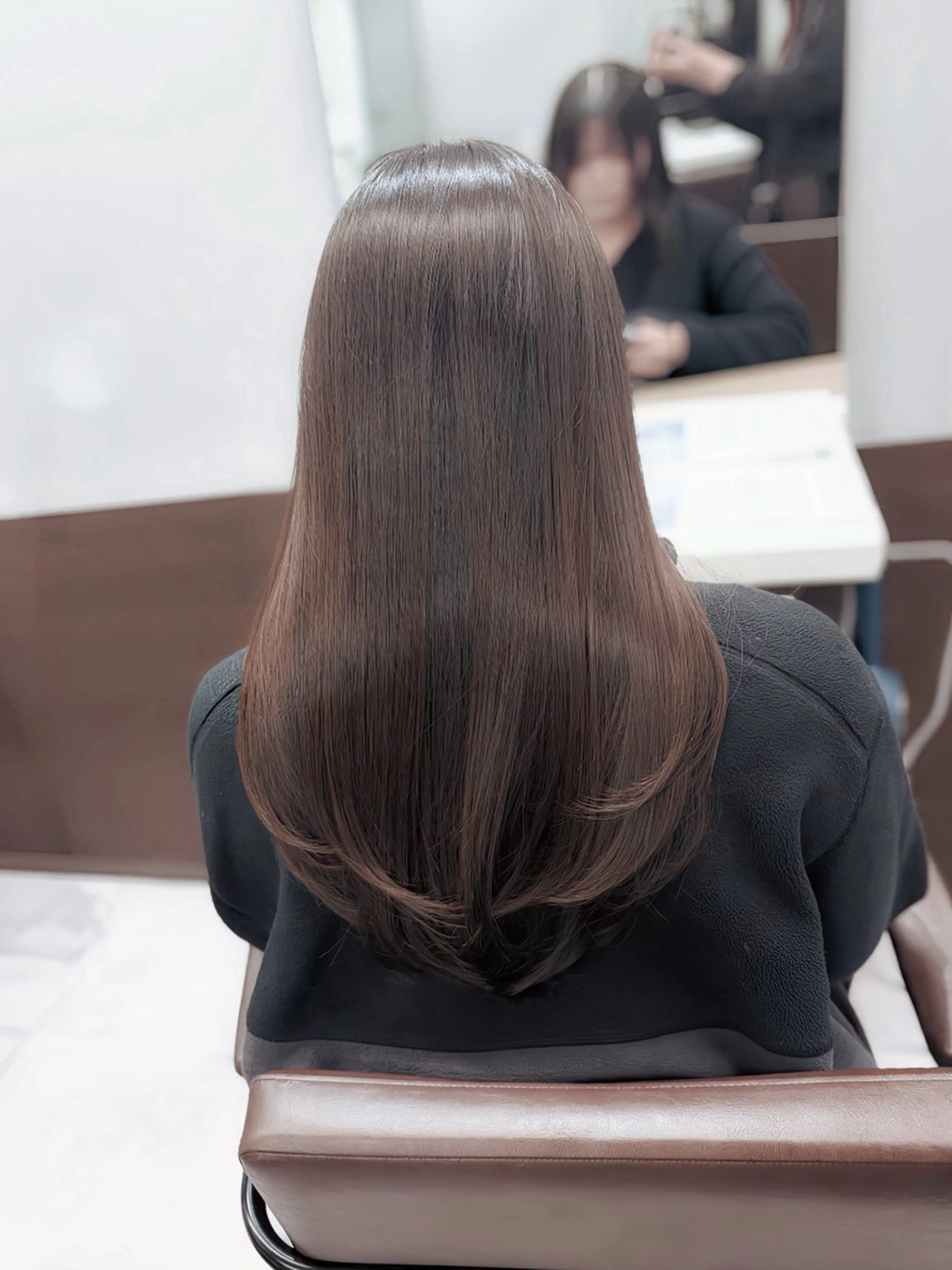 ミディアム ミディアムレイヤー 髪質改善 レイヤーカット ヘアカラー 梅田/髪質改善特化/ 艶カラー🫧さくらこのヘアスタイル