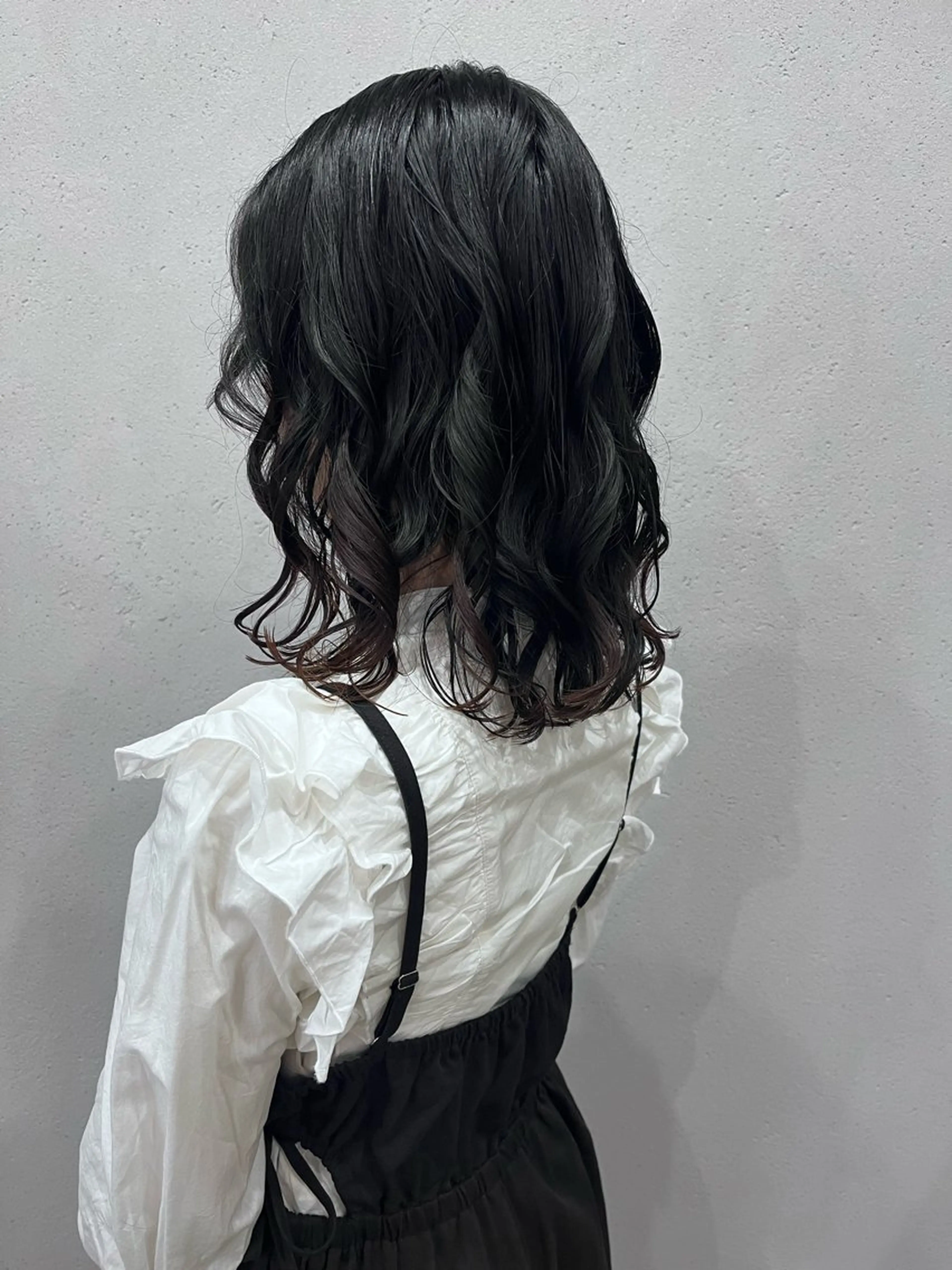 ミディアム パーマ ショートカット無料/ 小顔ショートのヘアスタイル