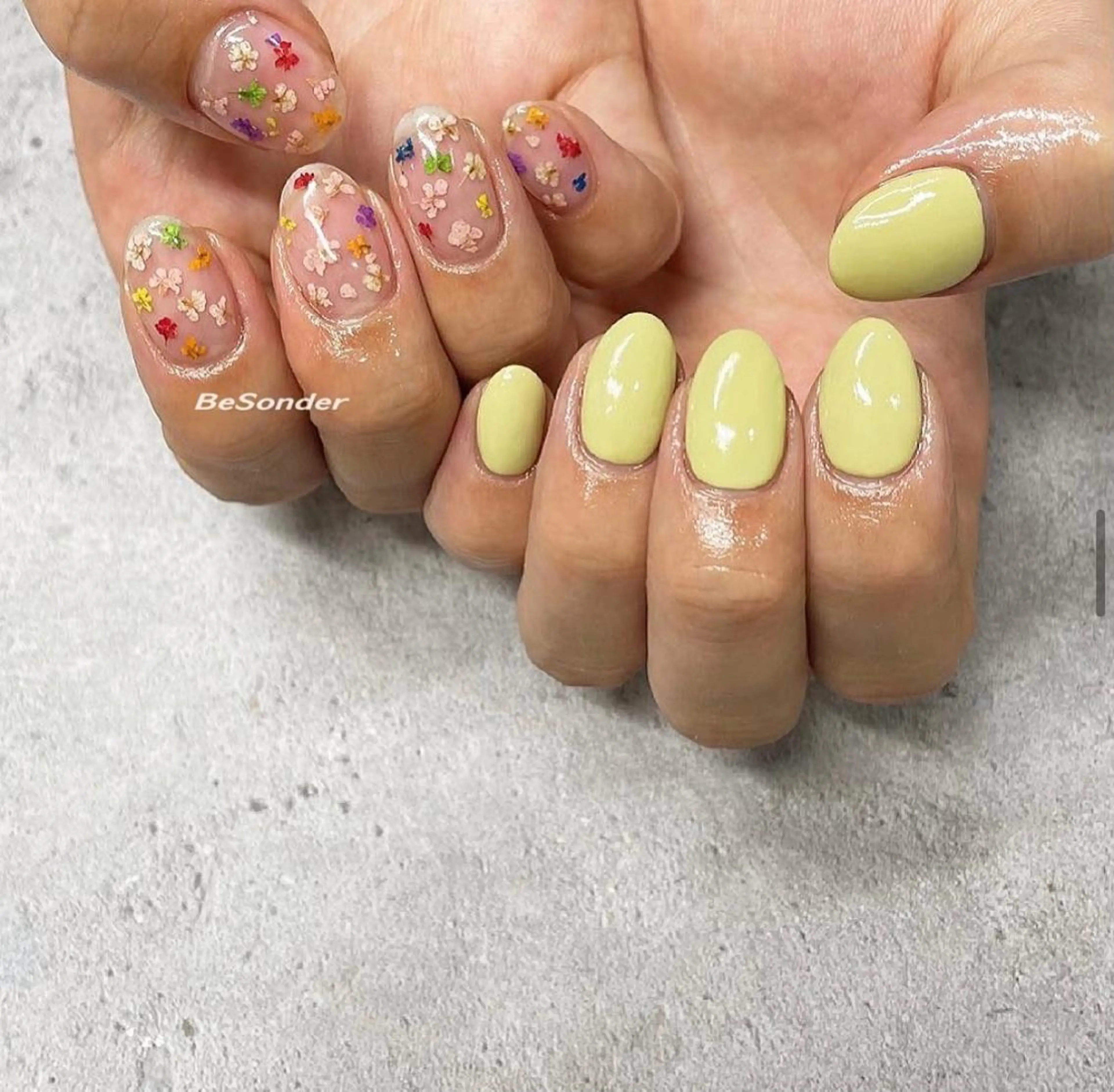 ネイル ピスタチオネイル 𝐅𝐢𝐢【本町/ ネイル】Miho💜のネイルデザイン