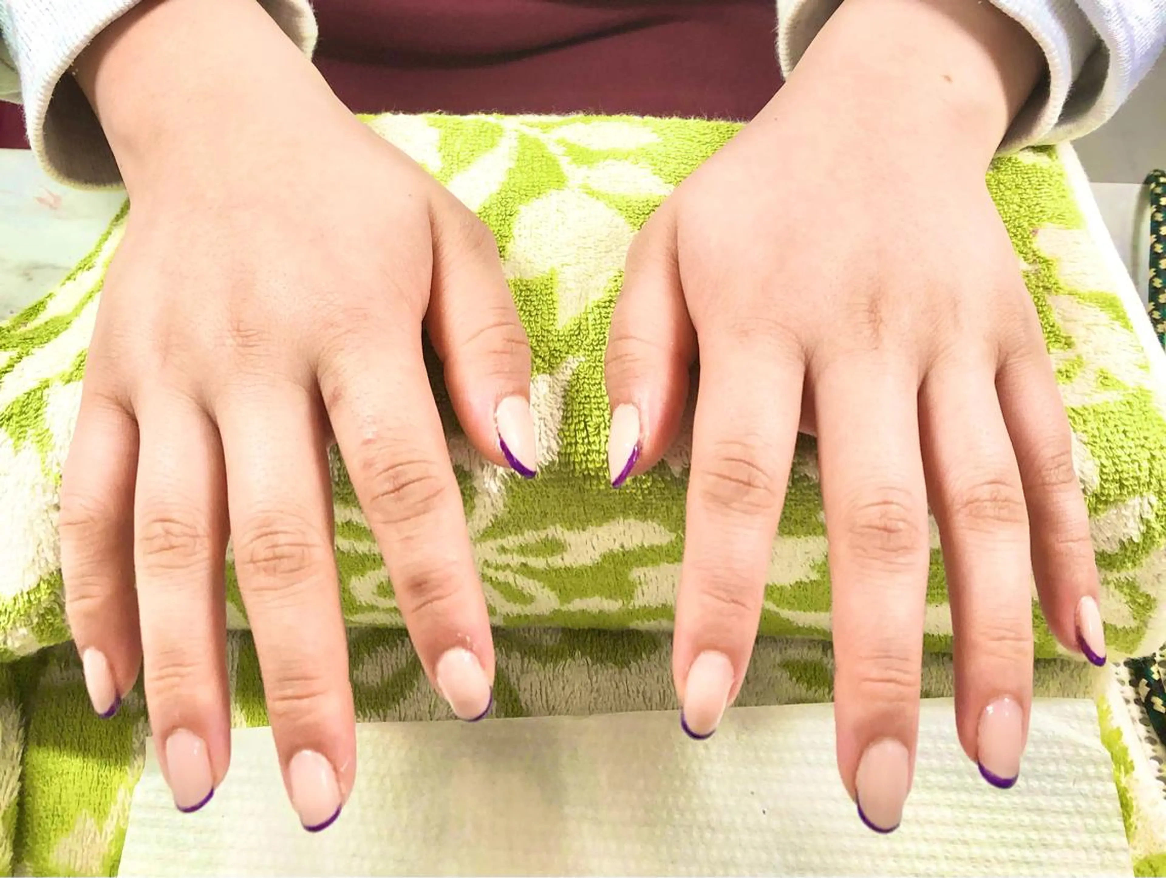 ネイル フレンチネイル ジェルネイル ピンク パープル ハンドネイル Tairacchi タイラッチのエステ・リラクイメージ