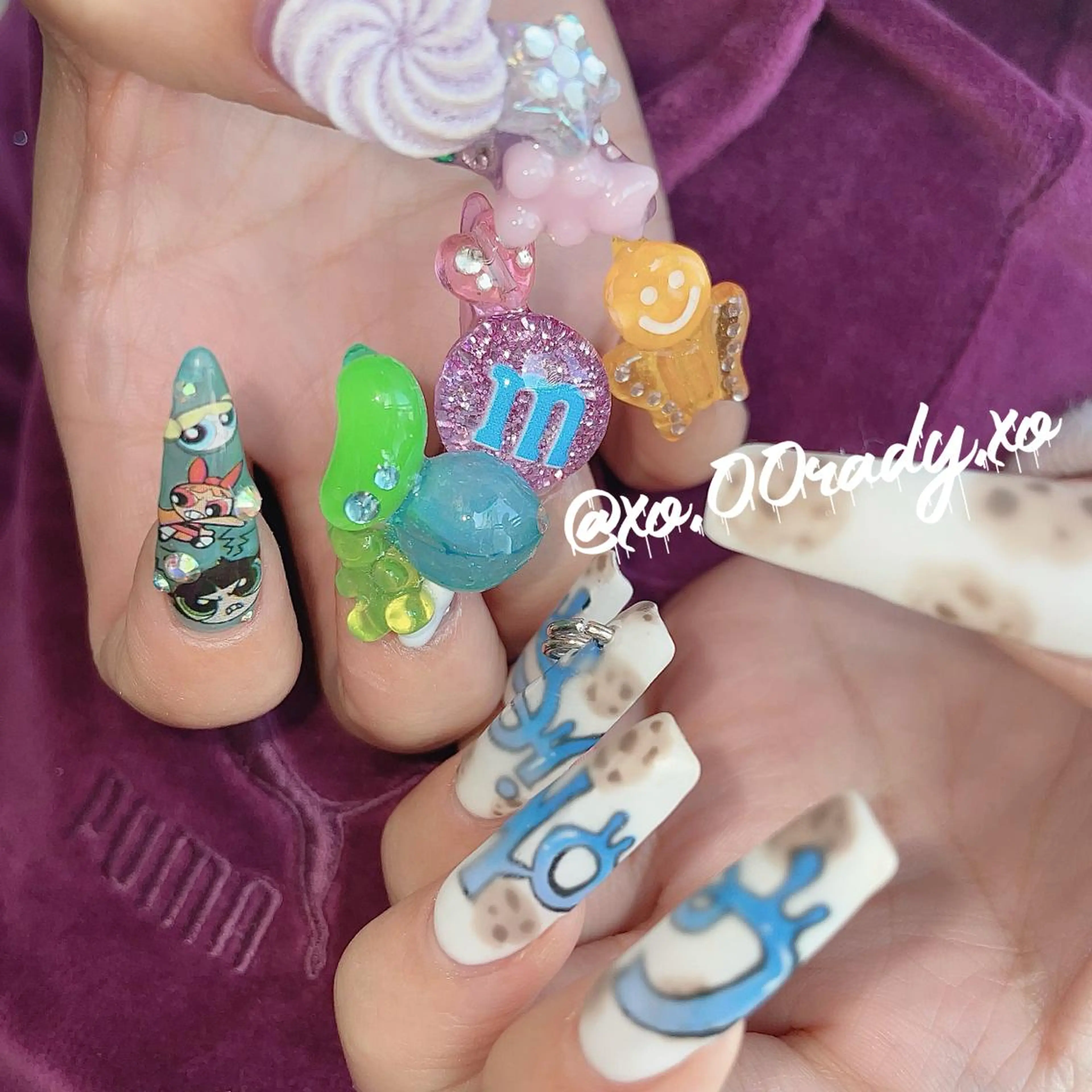 ロング カラー ヘアアレンジ メンズ キッズ ネイル マツエク・マツパ ハンドネイル ⛓Miyu ⛓のネイルデザイン