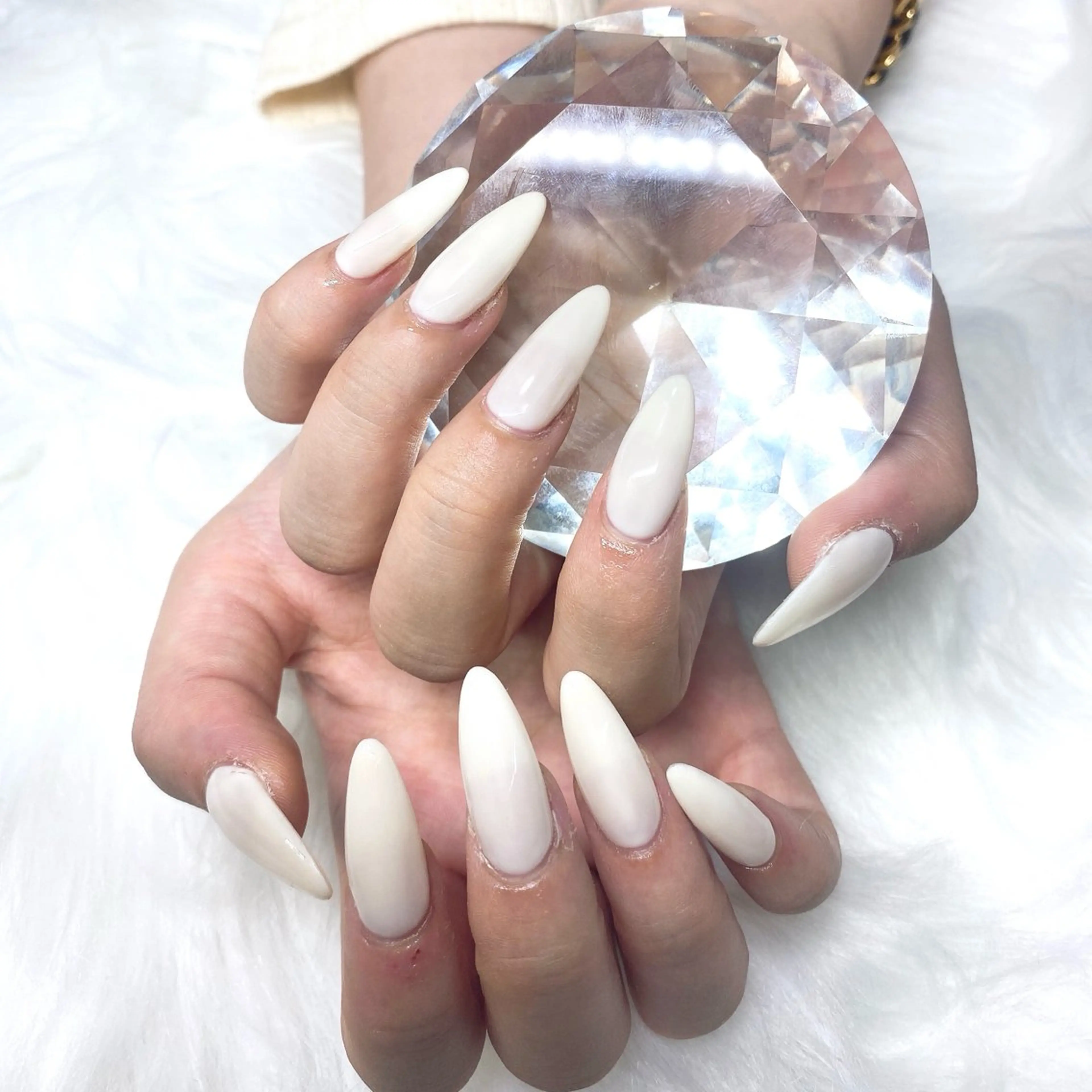 ネイル ハンドネイル Vesper所属・ayaka ギャルネイル🎀のネイルデザイン