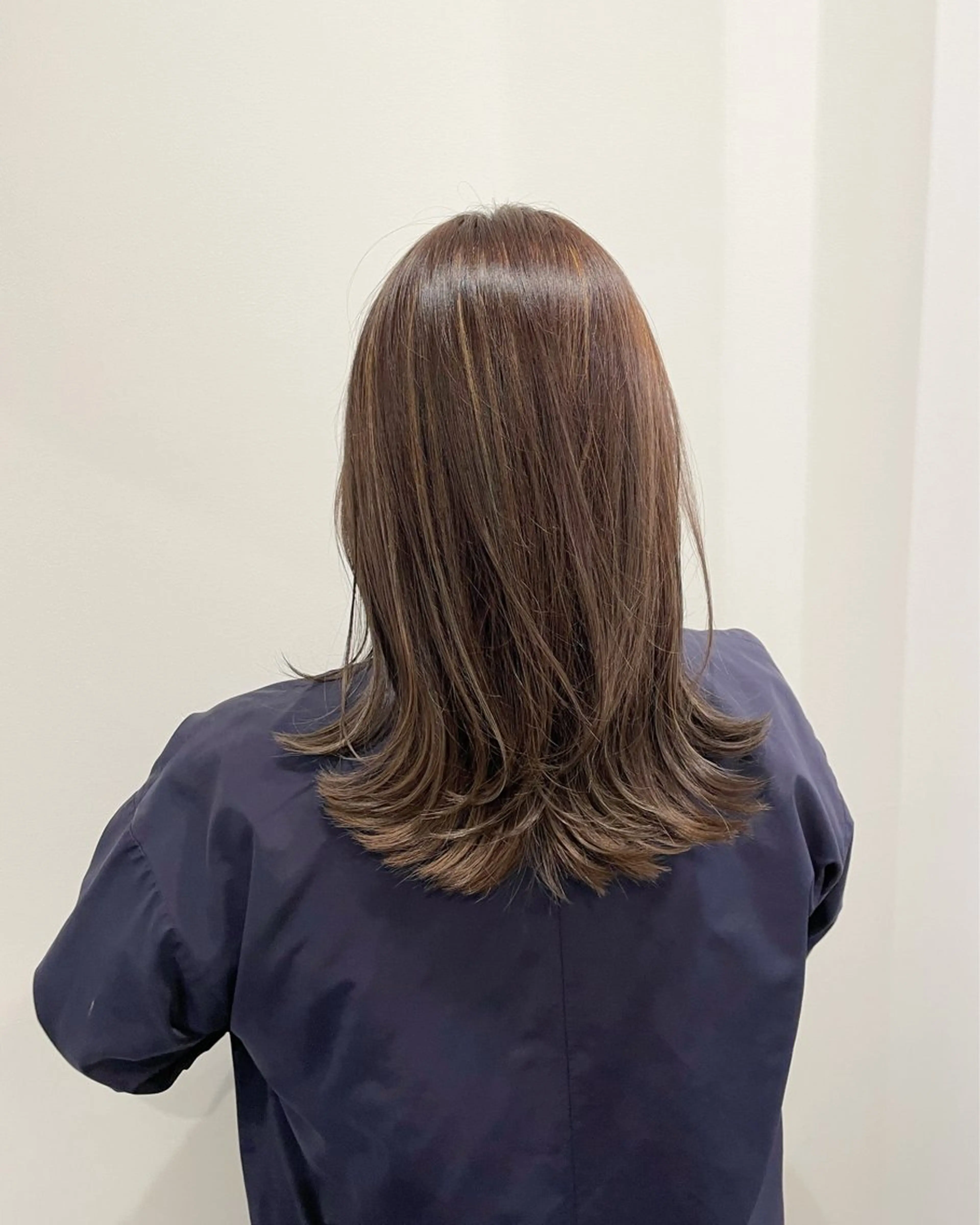 ミディアム カラー ハイライトカラー ハイライト カット トリートメント ニュアンスカラー🫧 加納のヘアスタイル