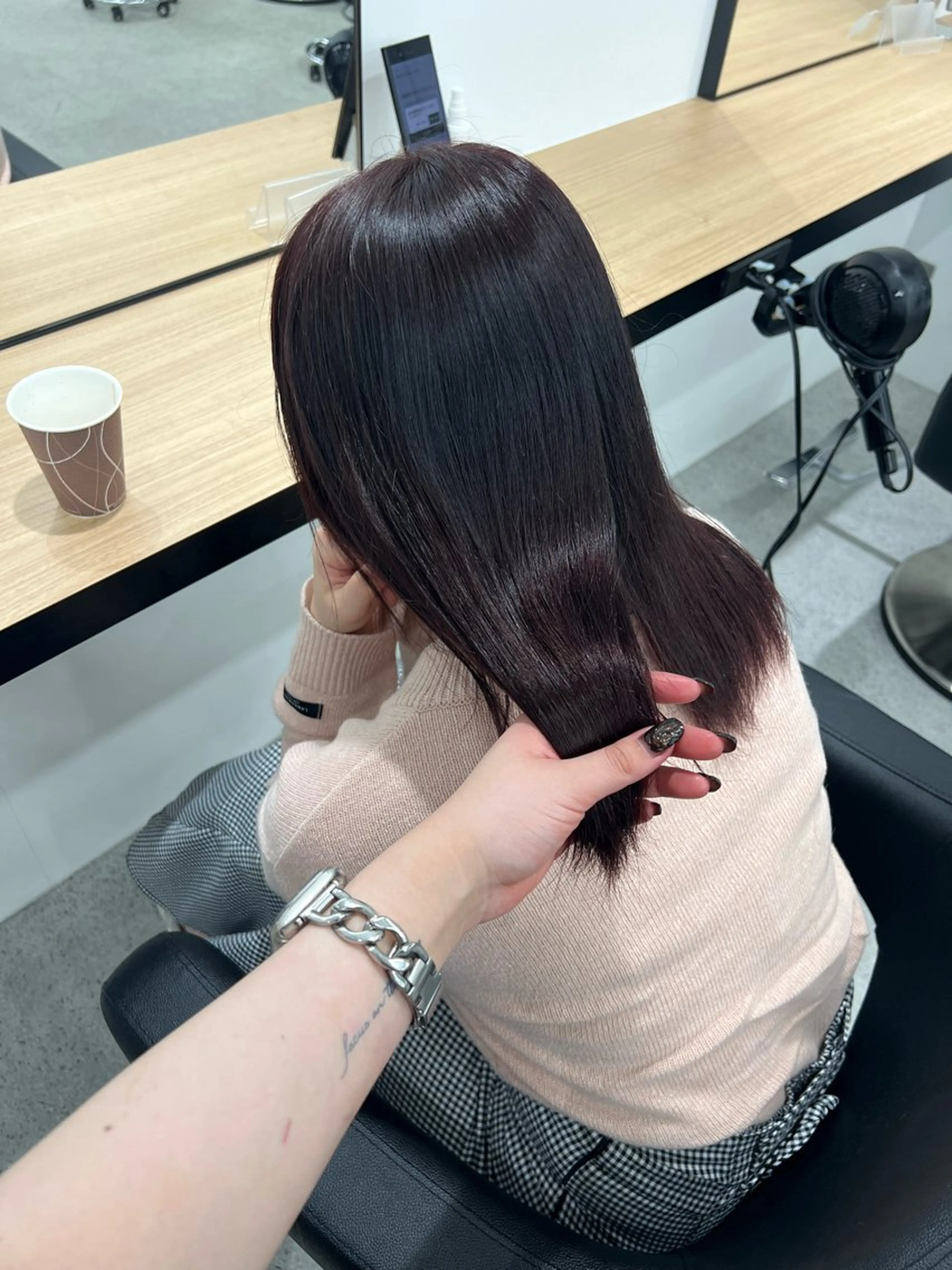 セミロング カラー ヘアカラー トリートメント 暗髪🩶ラベンダー/ ブルー/ユウナ🤍のヘアスタイル