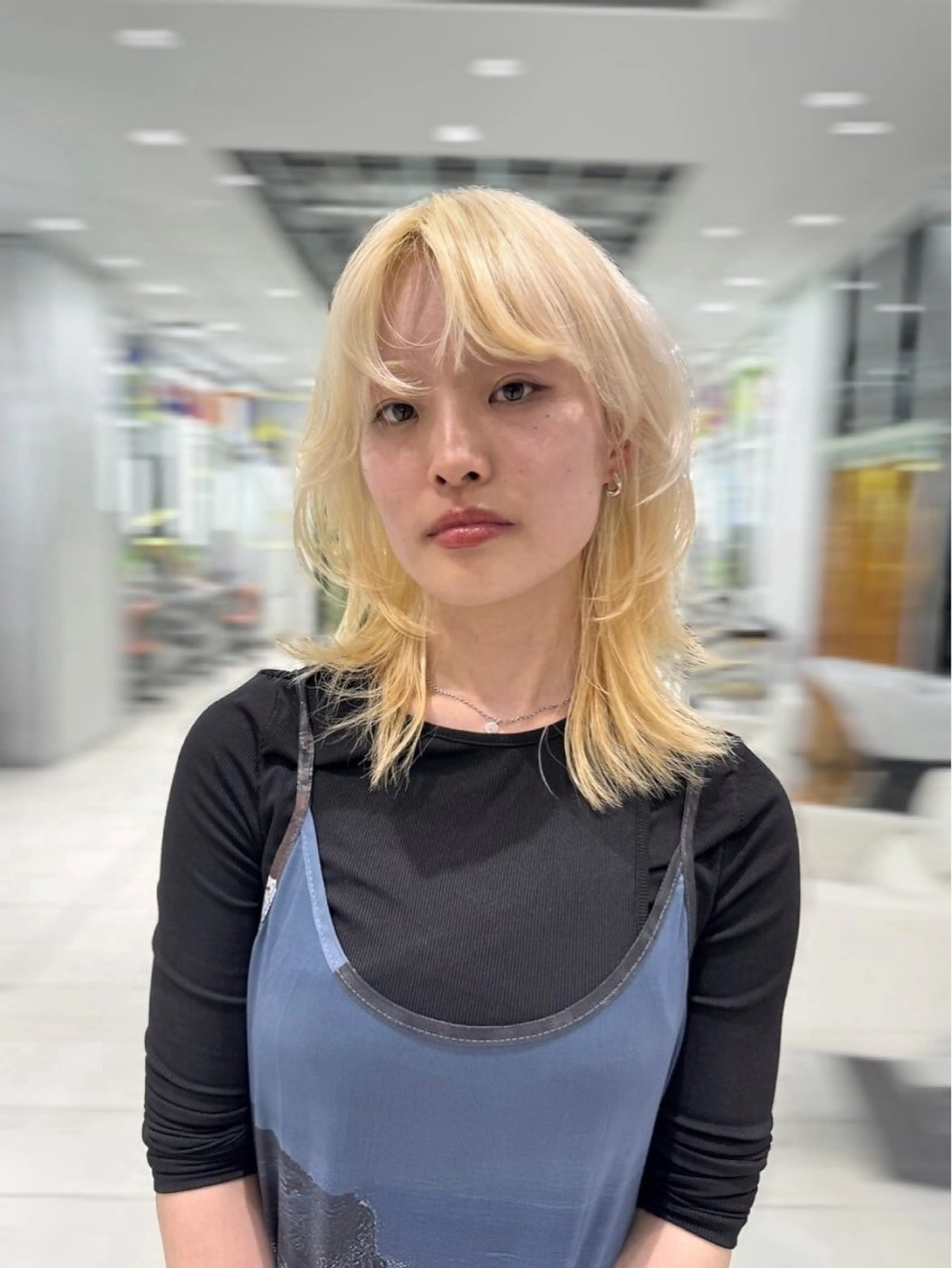 セミロング カラー 須佐美 悠仁のヘアスタイル