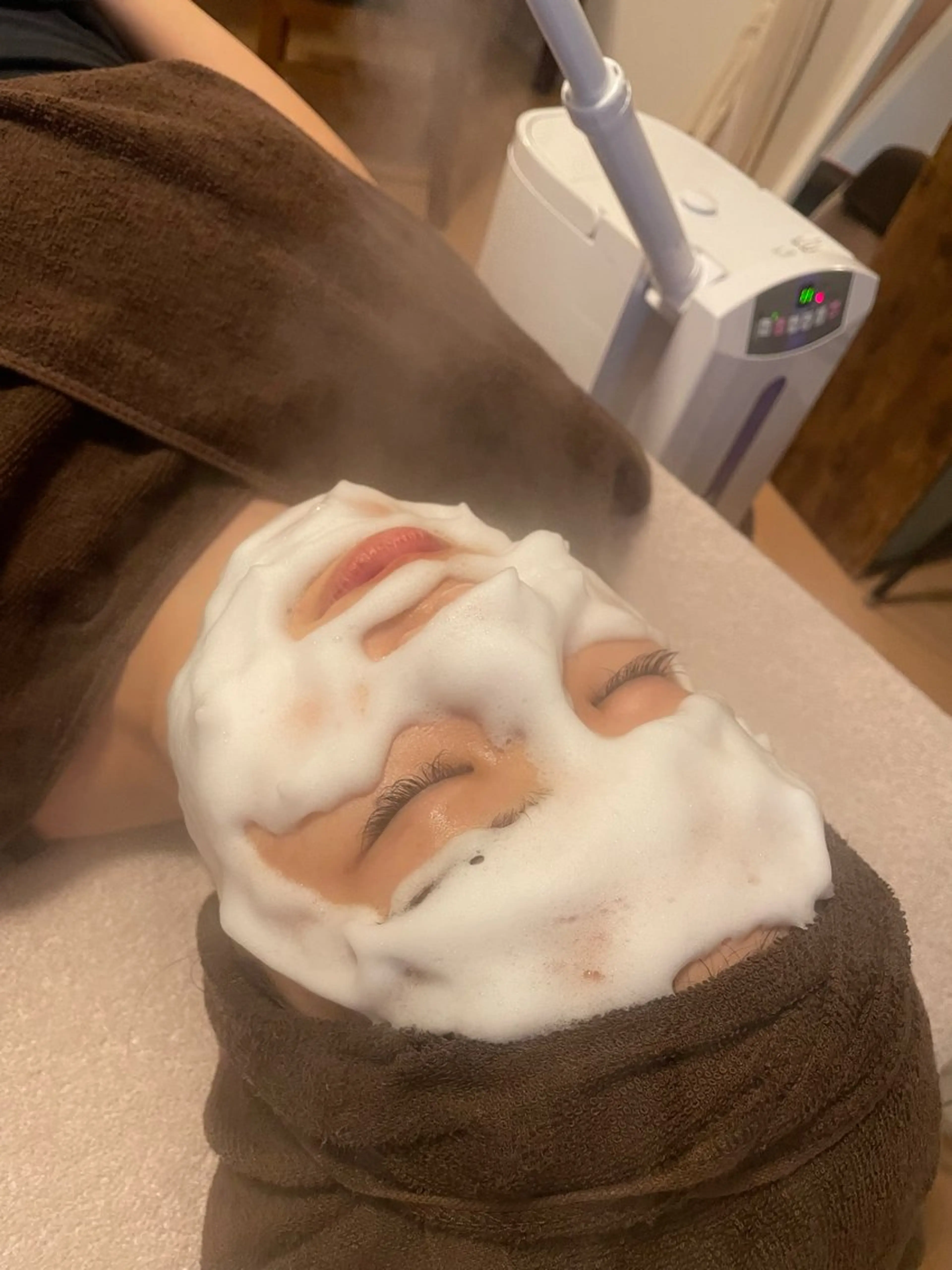 繰り返すニキビ・肌荒れに!本気の肌質改善コースの写真