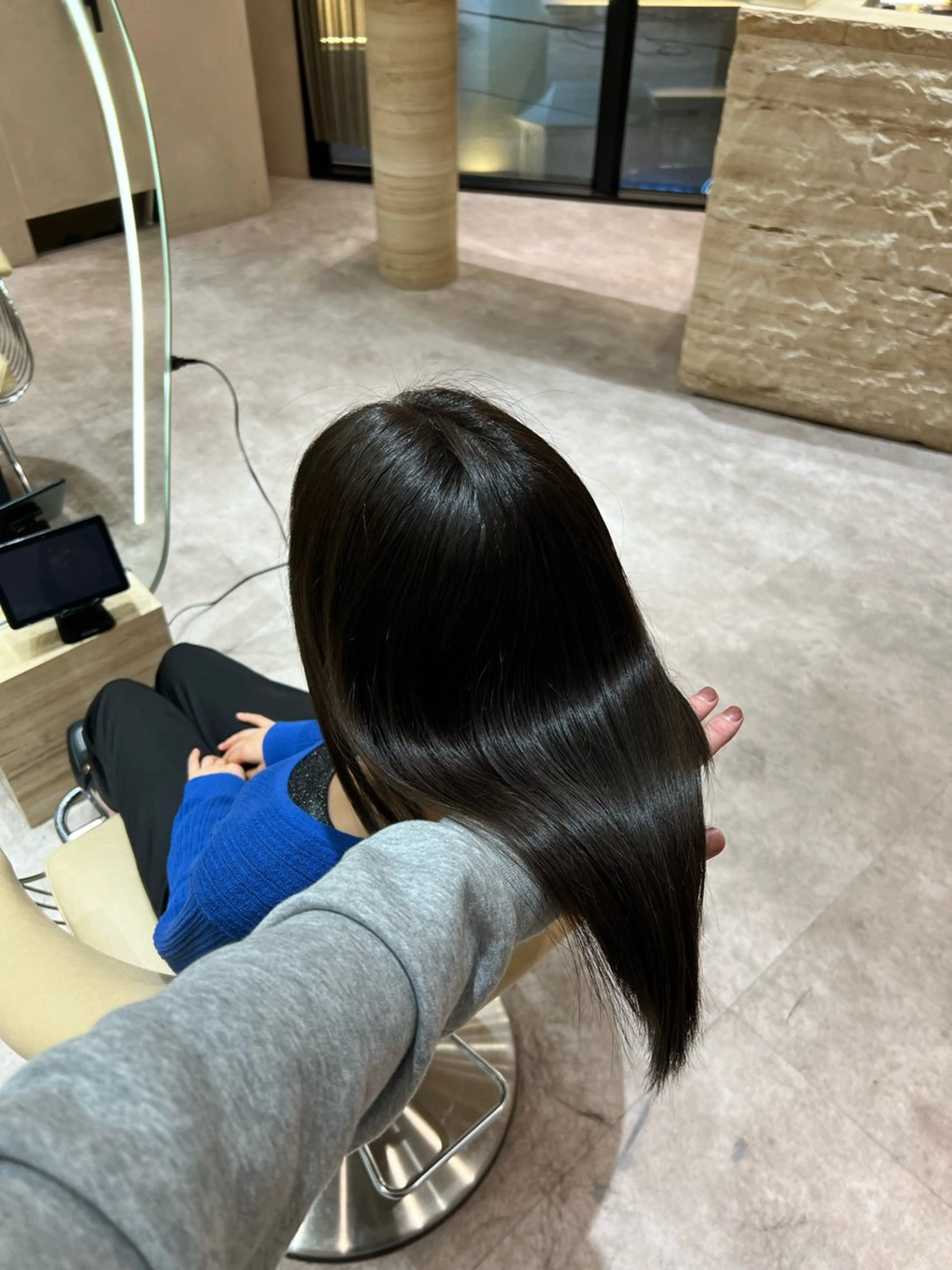 ミディアム カラー ✨髪質改善 縮毛矯正 艶髪 立川 コウキ✨のヘアスタイル