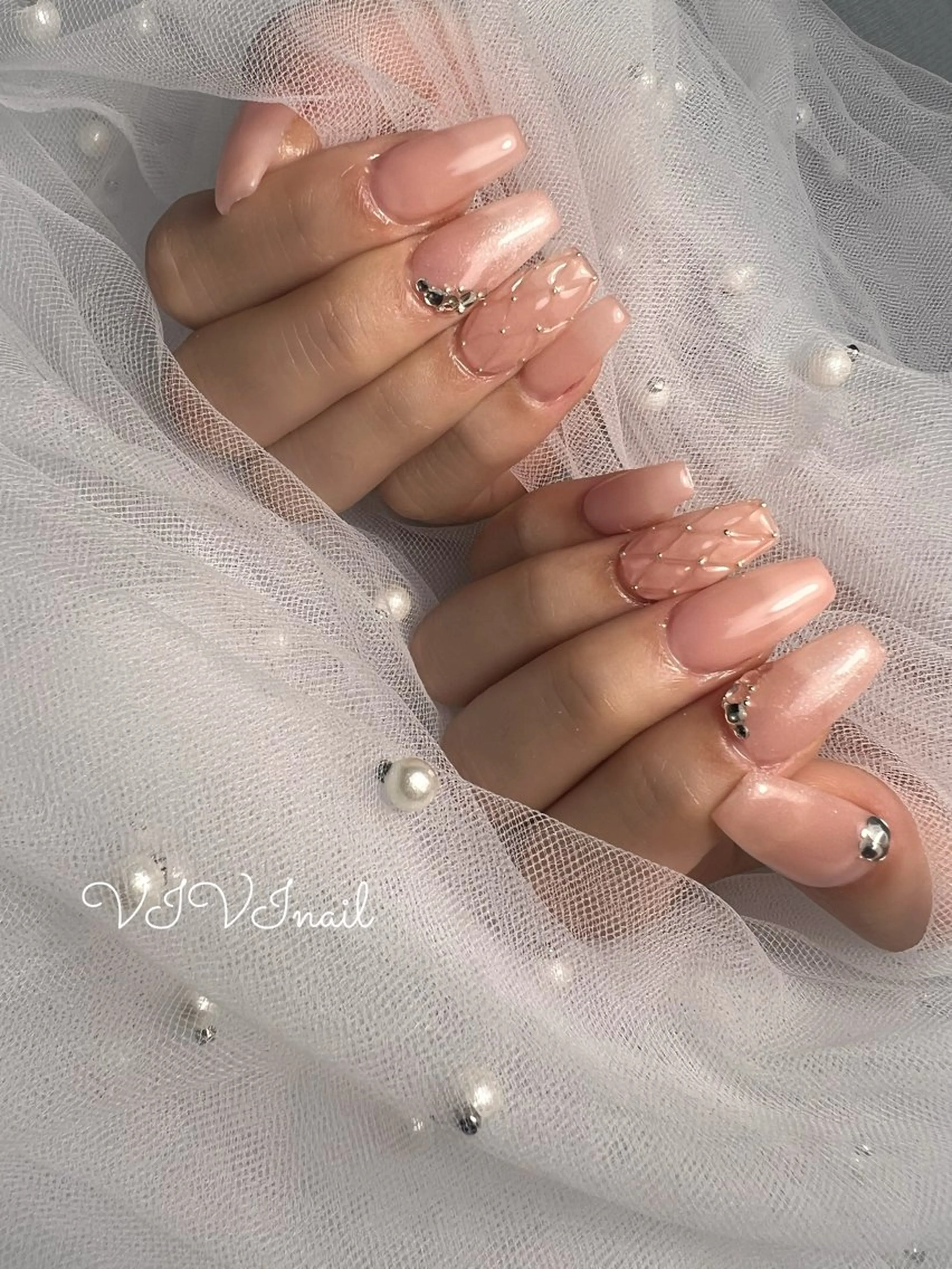 ネイル ハンドネイル vivi nailのネイルデザイン