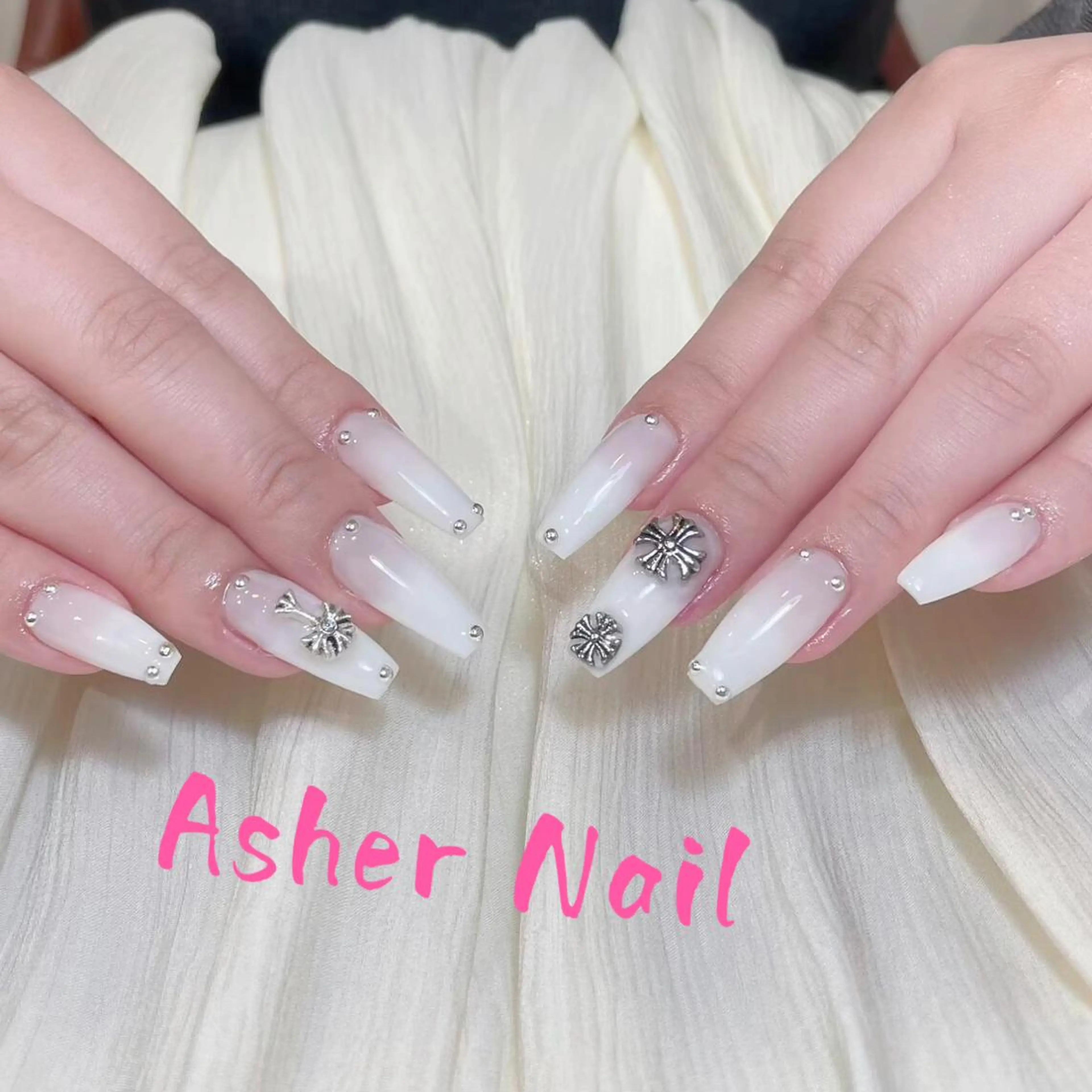 ネイル ハンドネイル ハンドケア Asher-Yuki 🍁のネイルデザイン