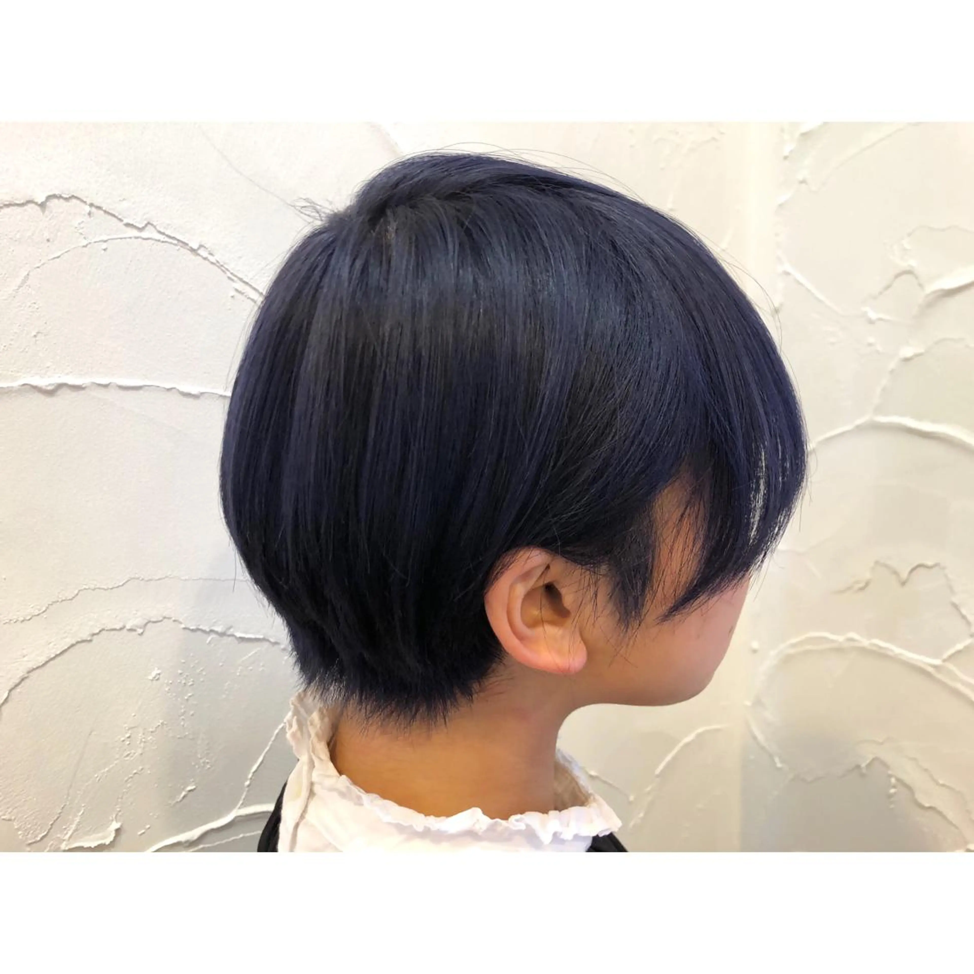 ショート カラー ブルーカラー ブルーバイオレット バイオレットカラー ヘアカラー トリートメント ヘッドスパ パーソナルカラー診断 できます　木曽　主博のヘアスタイル